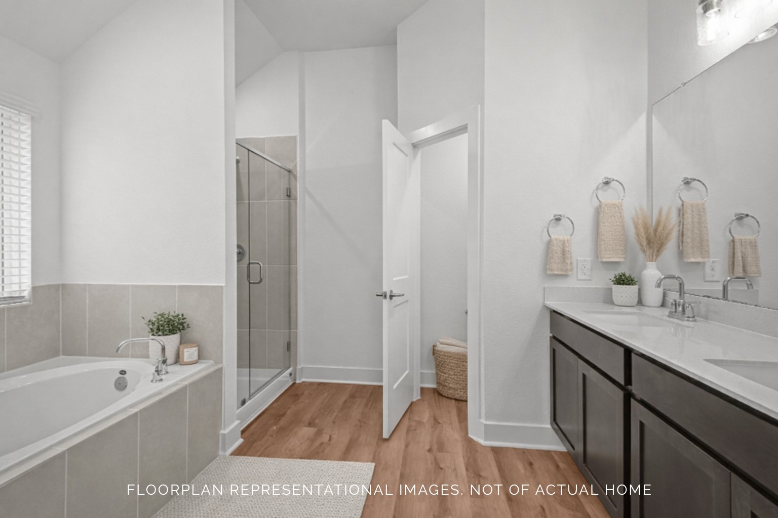 13901 Baikal Manor Drive, Santa Fe, TX 77510
