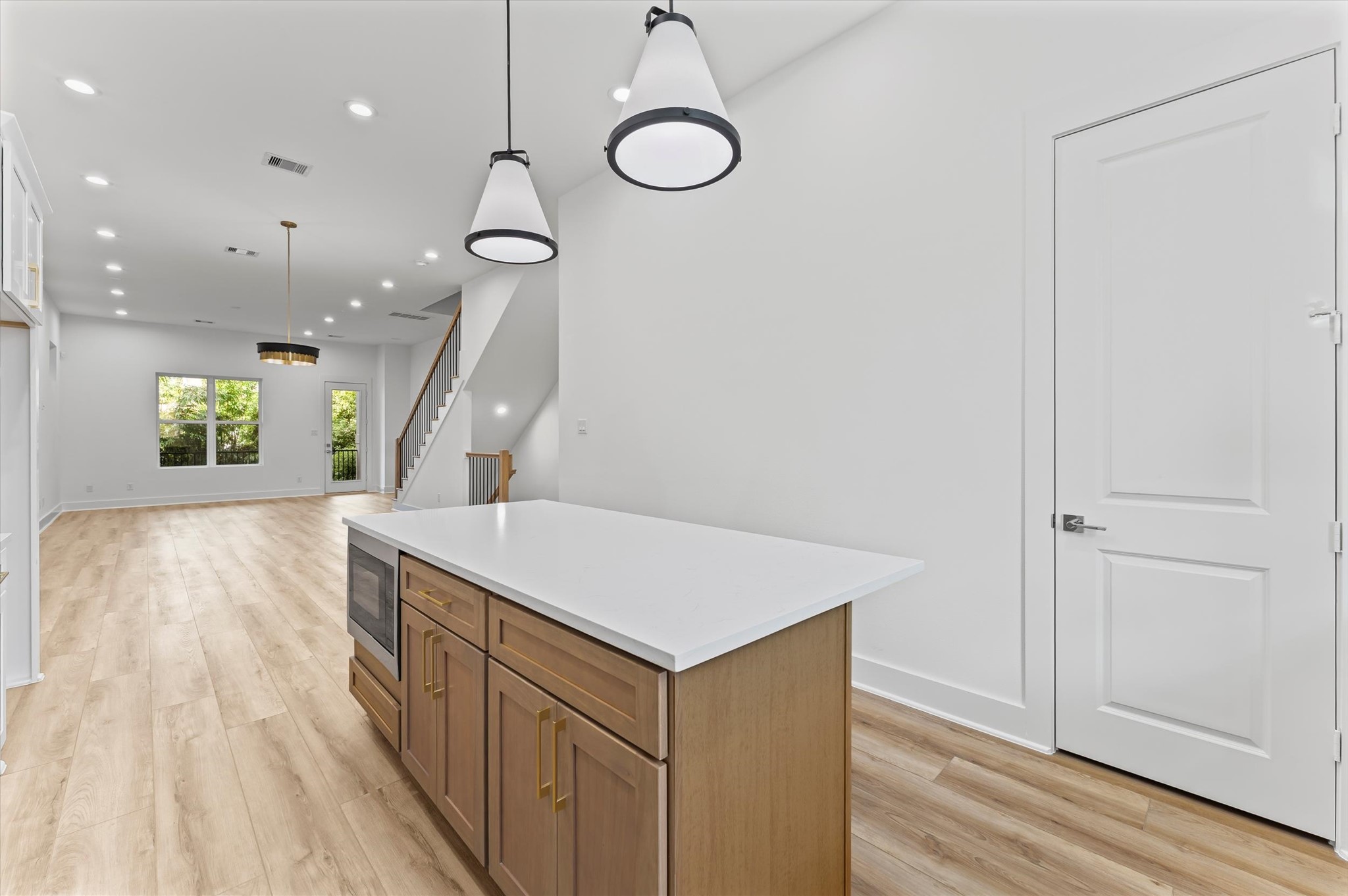 4129 De George Street, Houston, TX 77009