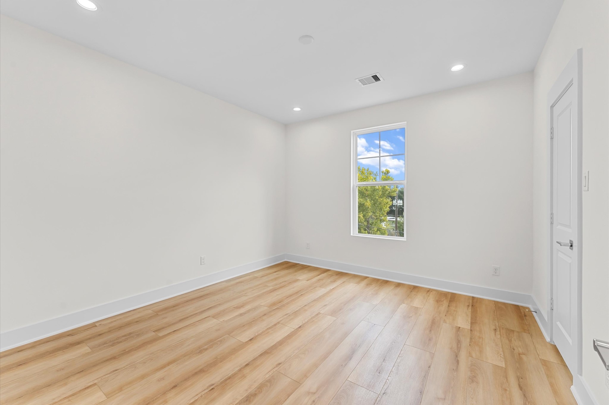 4129 De George Street, Houston, TX 77009