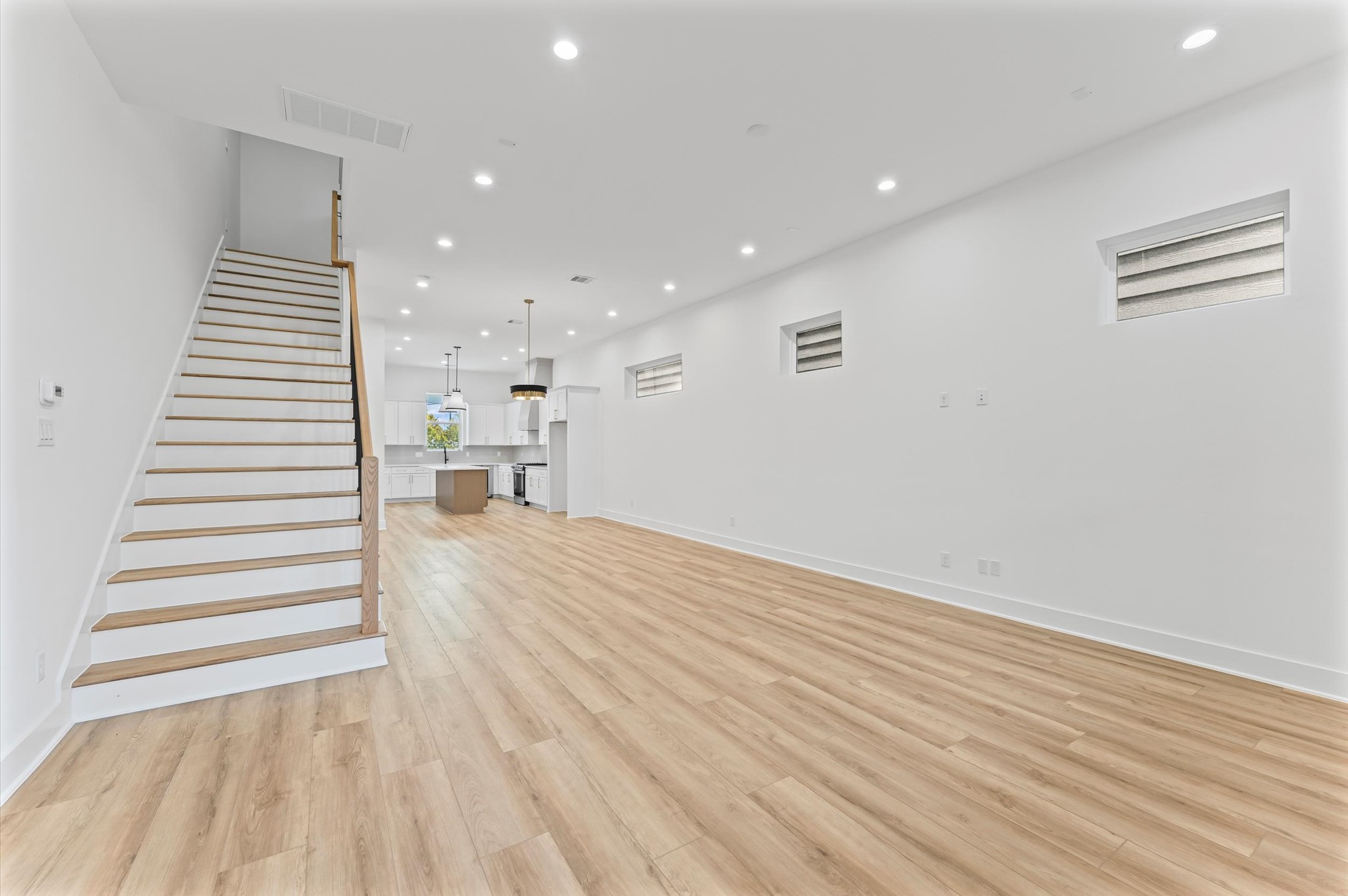 4129 De George Street, Houston, TX 77009