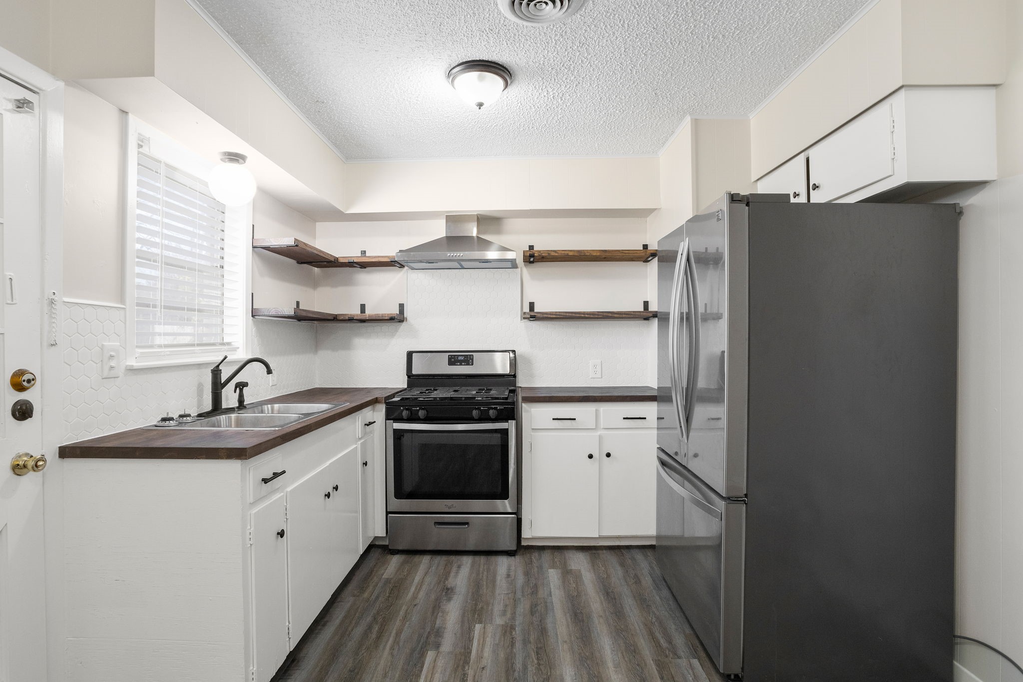 118 Johnson Street, La Marque, TX 77568 118 Johnson Street, La Marque, TX 77568