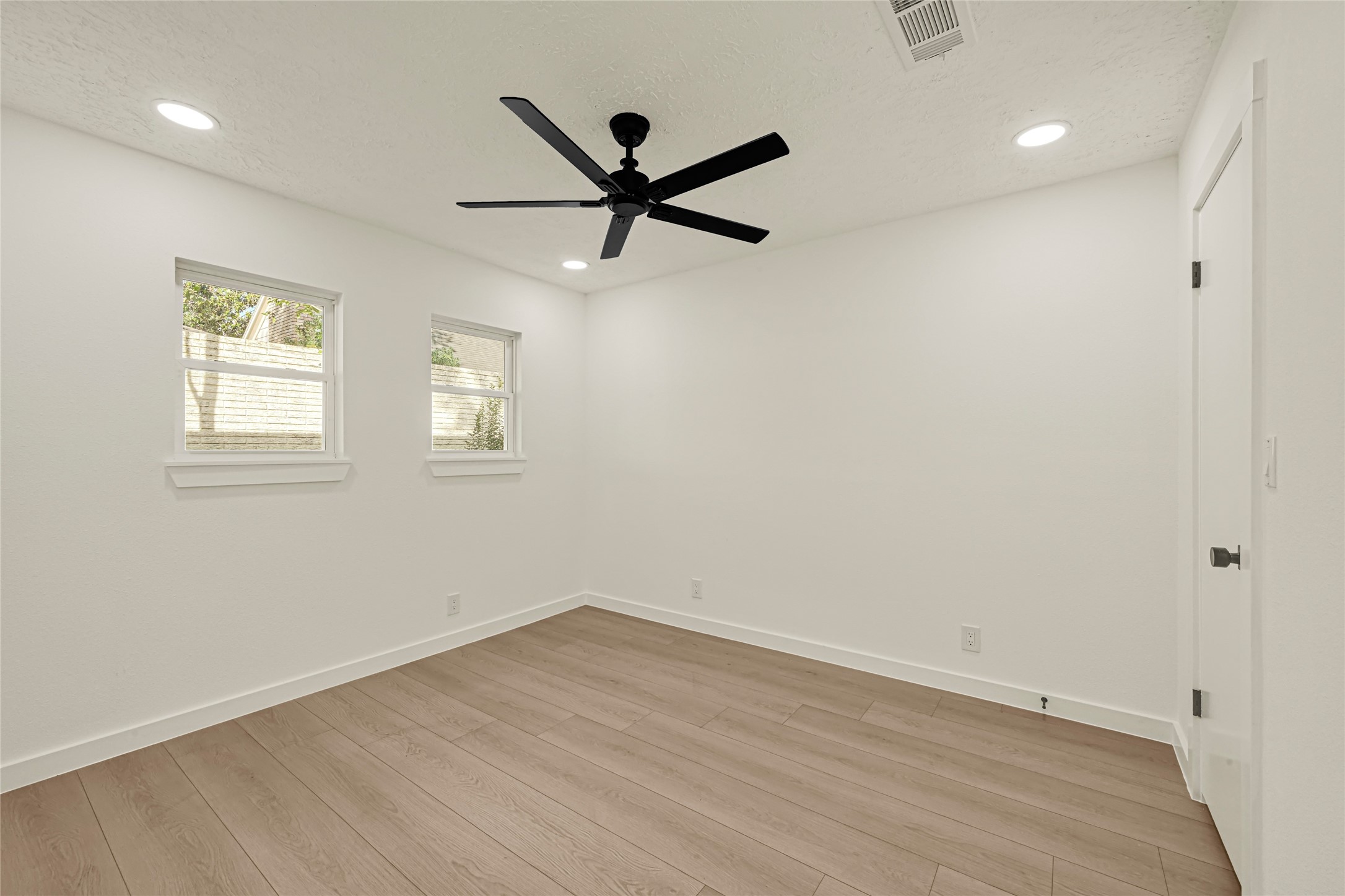 8303 Spring Wind Drive, Houston, TX 77040