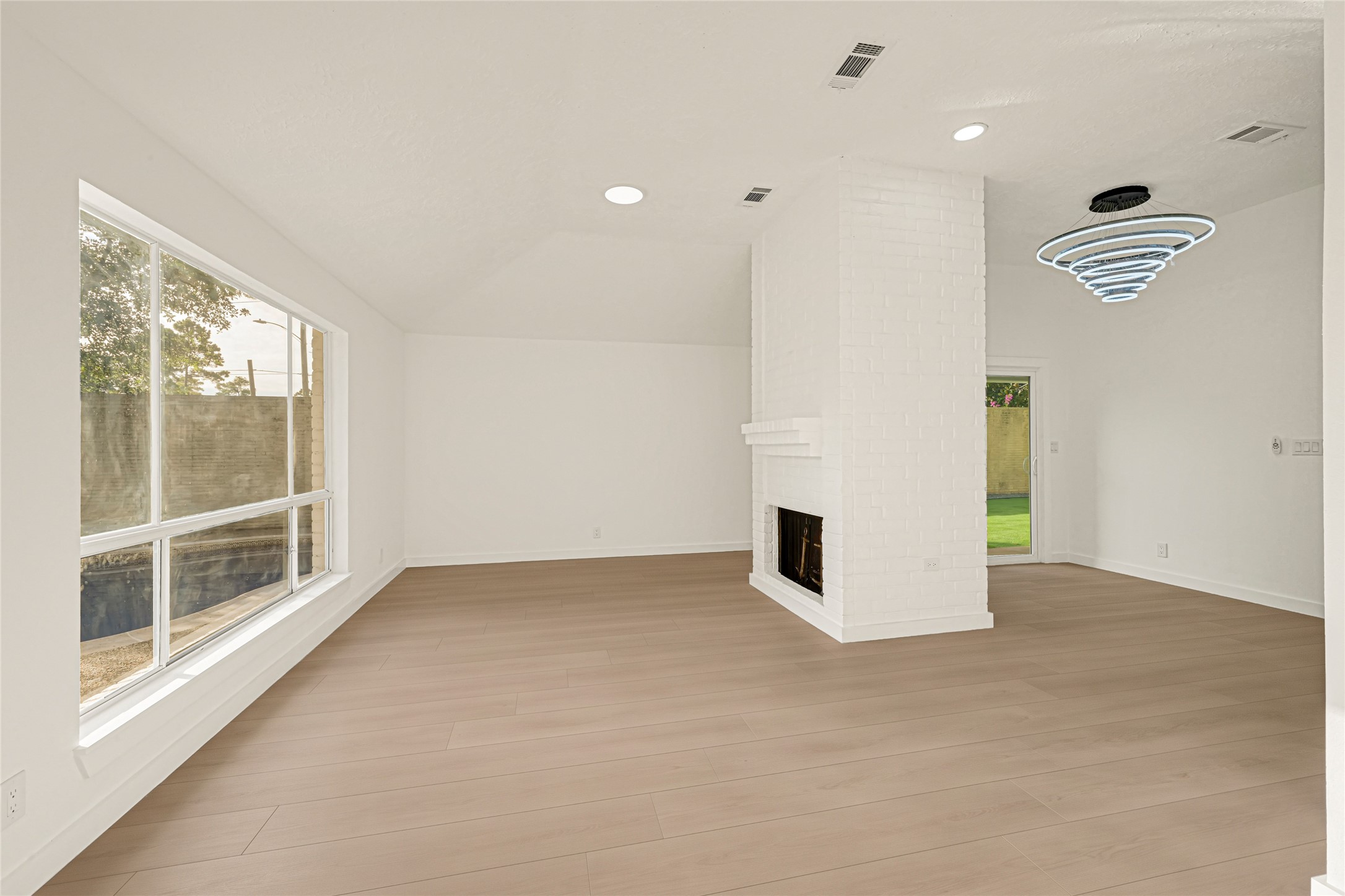 8303 Spring Wind Drive, Houston, TX 77040