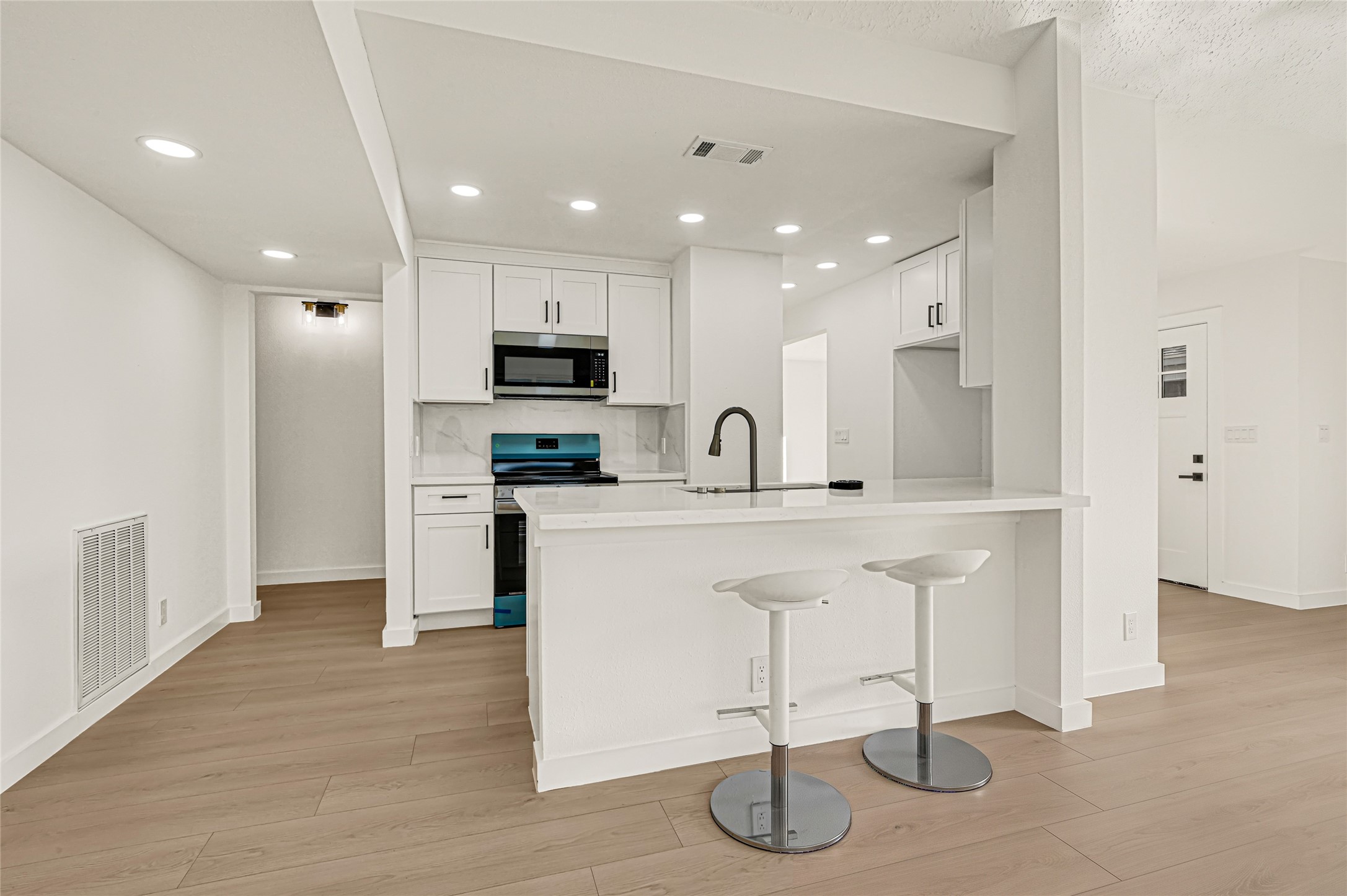 8303 Spring Wind Drive, Houston, TX 77040