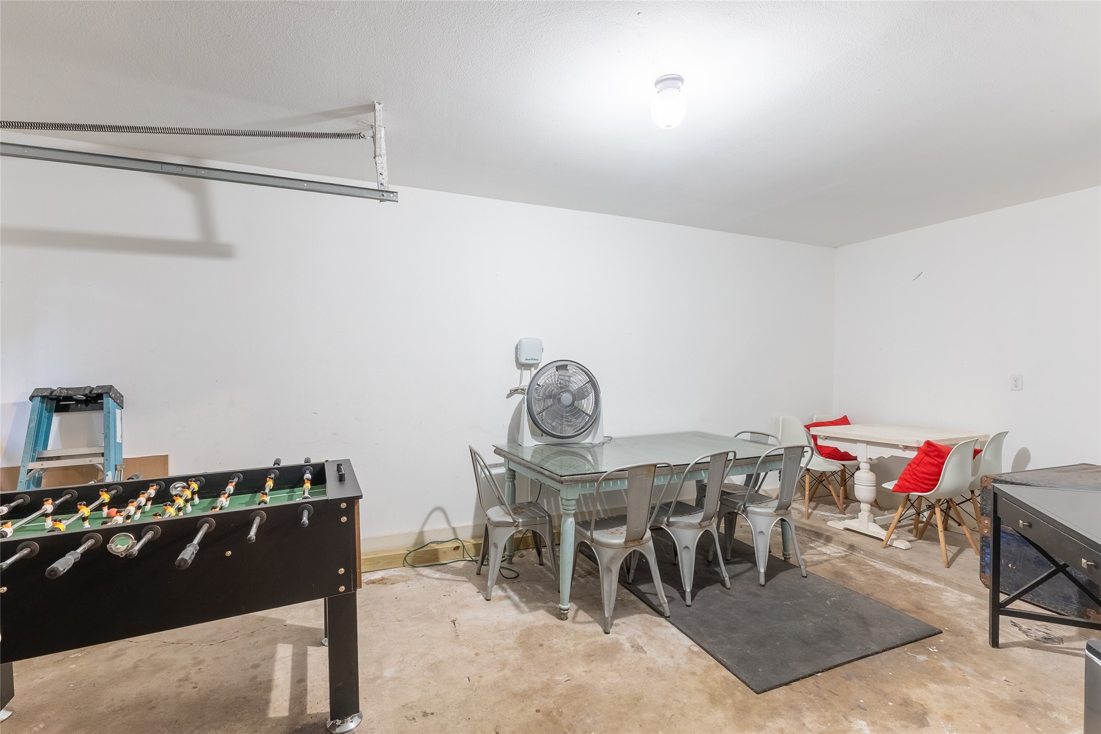 14510 Henry Calfee Drive, Willis, TX 77318