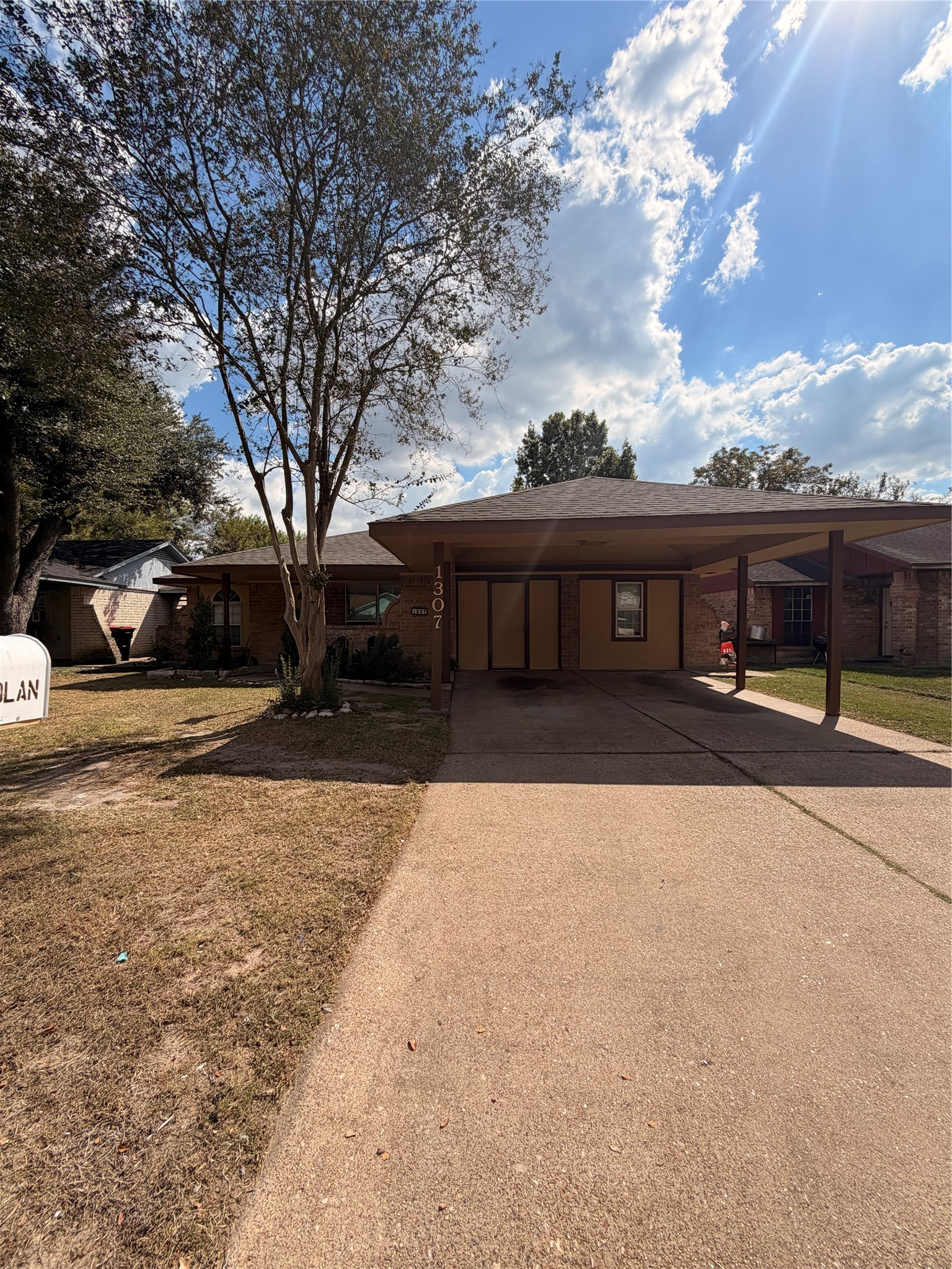 1307 Castolan Drive, Houston, TX 77038