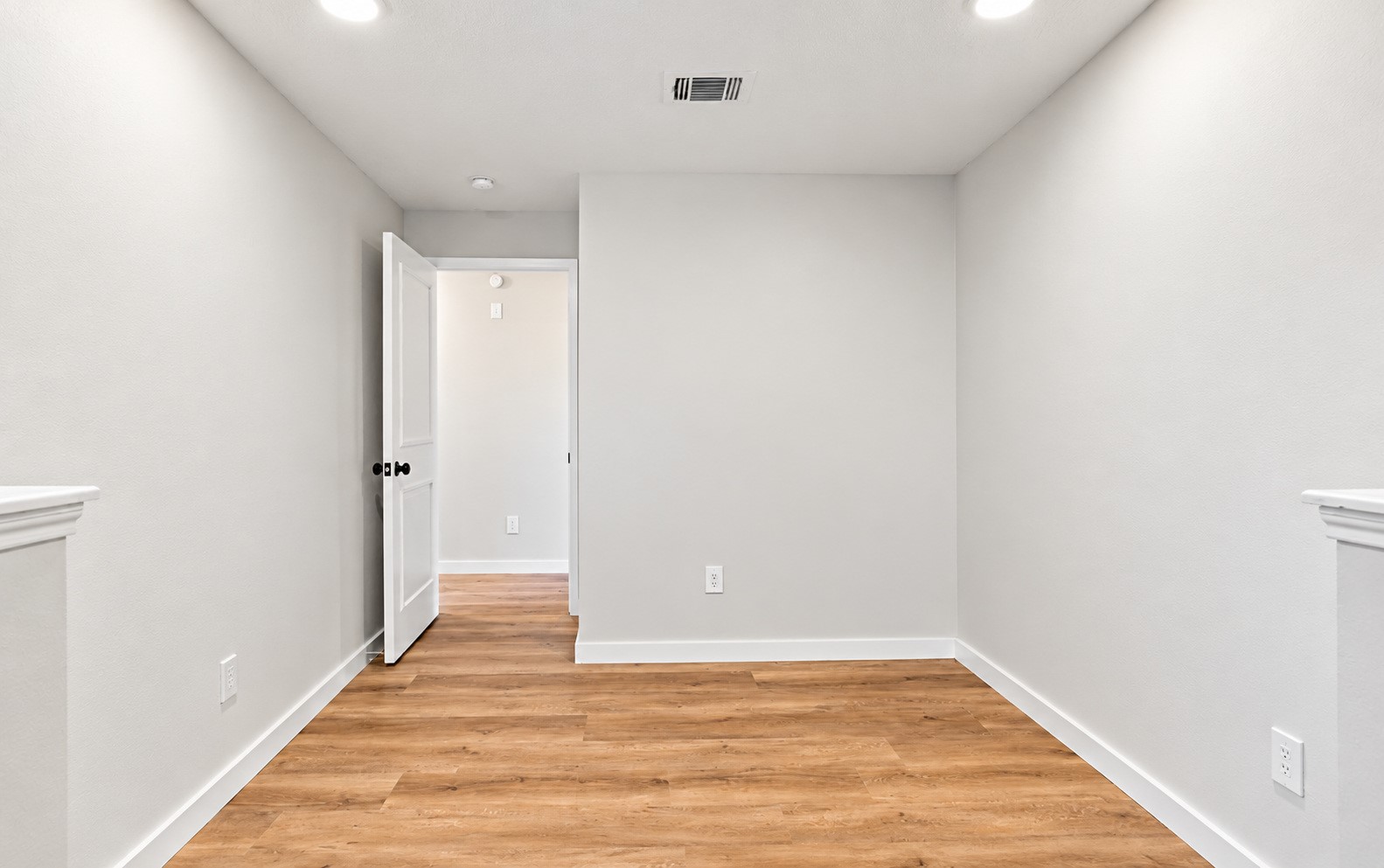 718 Land Grant Drive, Richmond, TX 77406