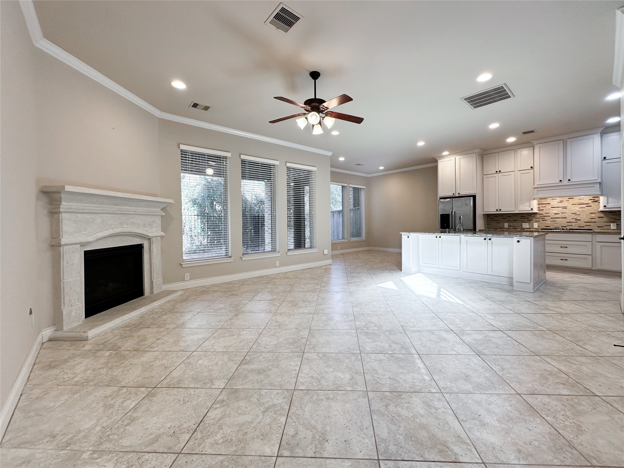 23 Jonquil Place, Tomball, TX 77375 23 Jonquil Place, Tomball, TX 77375