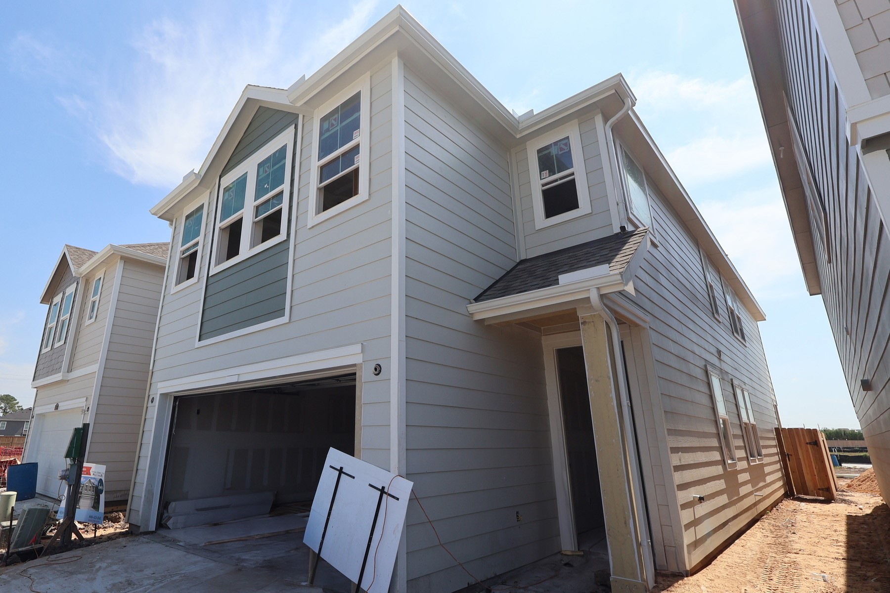 Two-story home with 4 bedrooms, 2.5 baths and 2 car garage