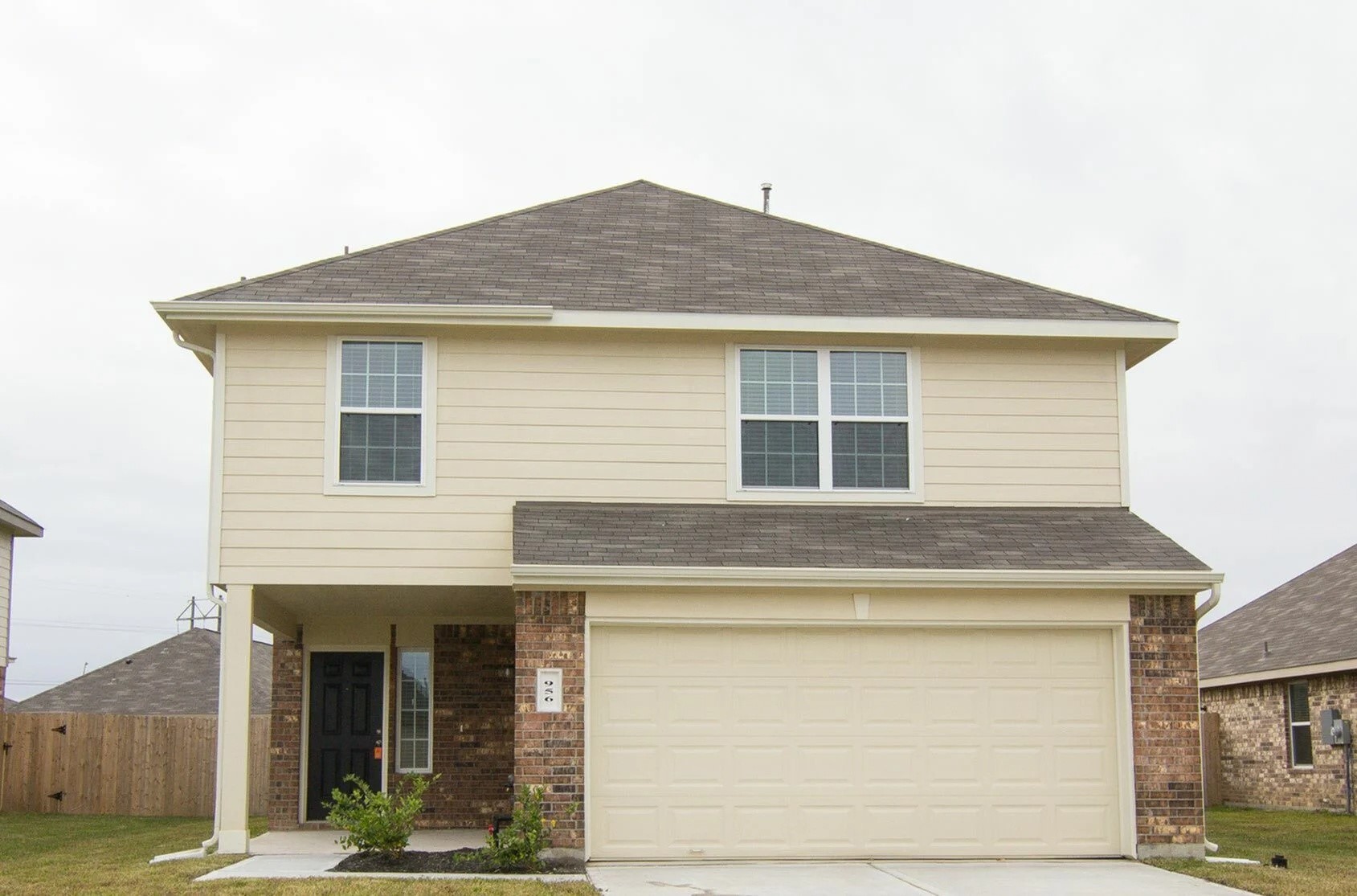 956 River Sage Court, La Marque, TX 77568