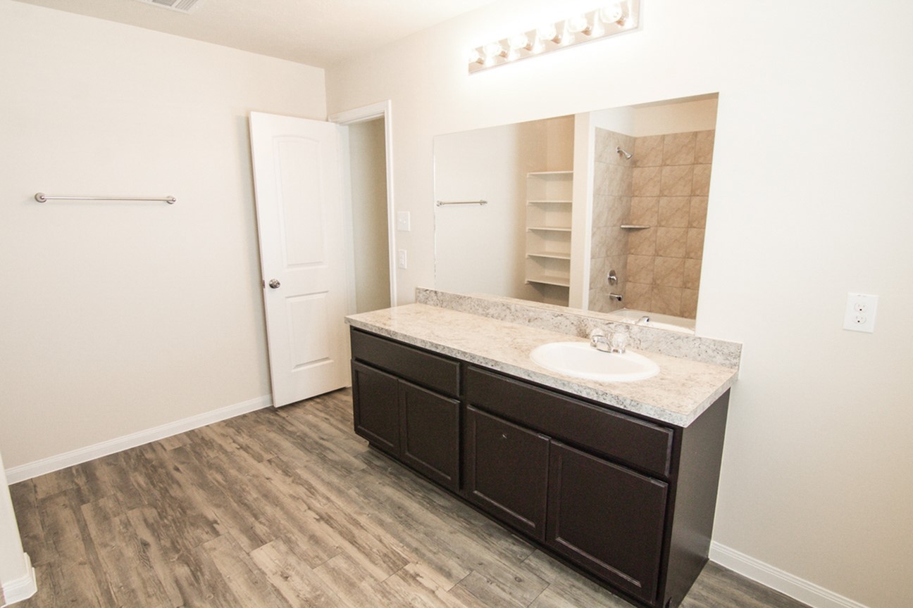 Photos may be representative of the floor plan and not the exact home. Finishes, layout, and features of the actual property for lease may vary.