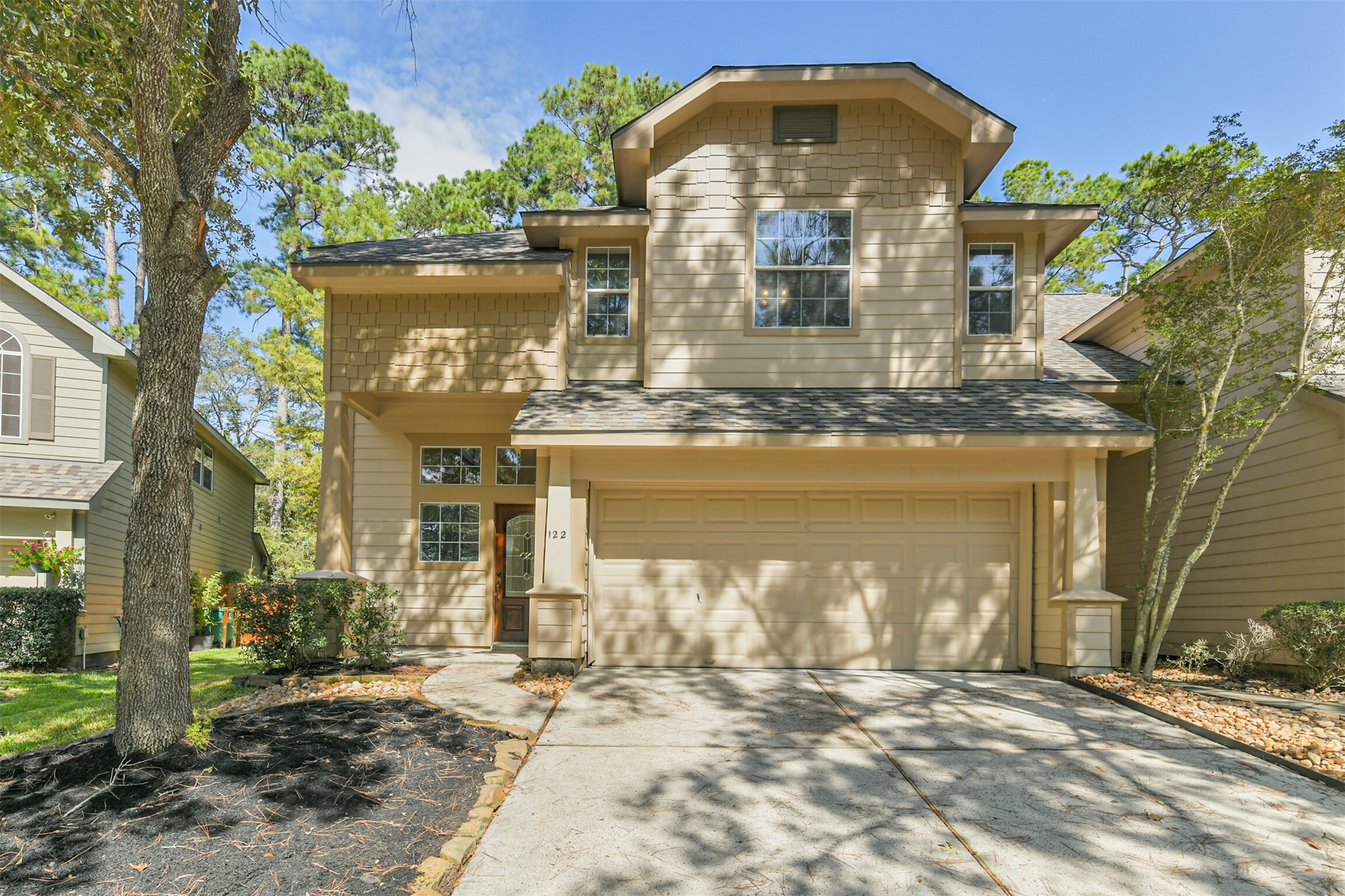 122 Cornflower Drive, The Woodlands, TX 77384