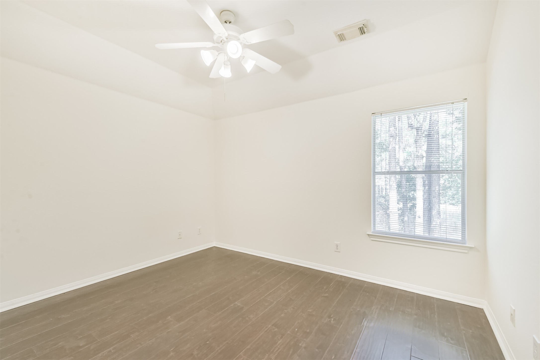 122 Cornflower Drive, The Woodlands, TX 77384