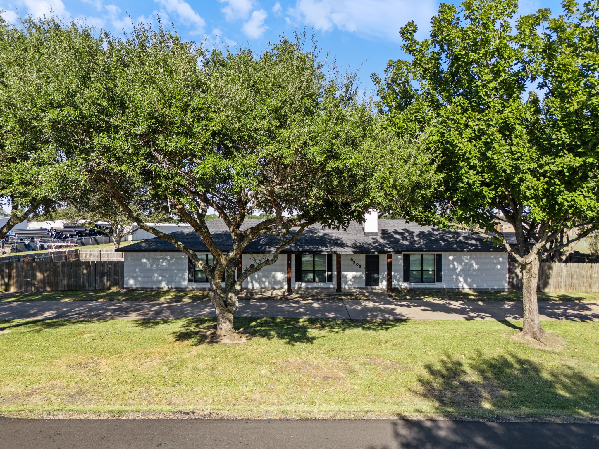 9203 Kostelnik Street, Needville, TX 77461