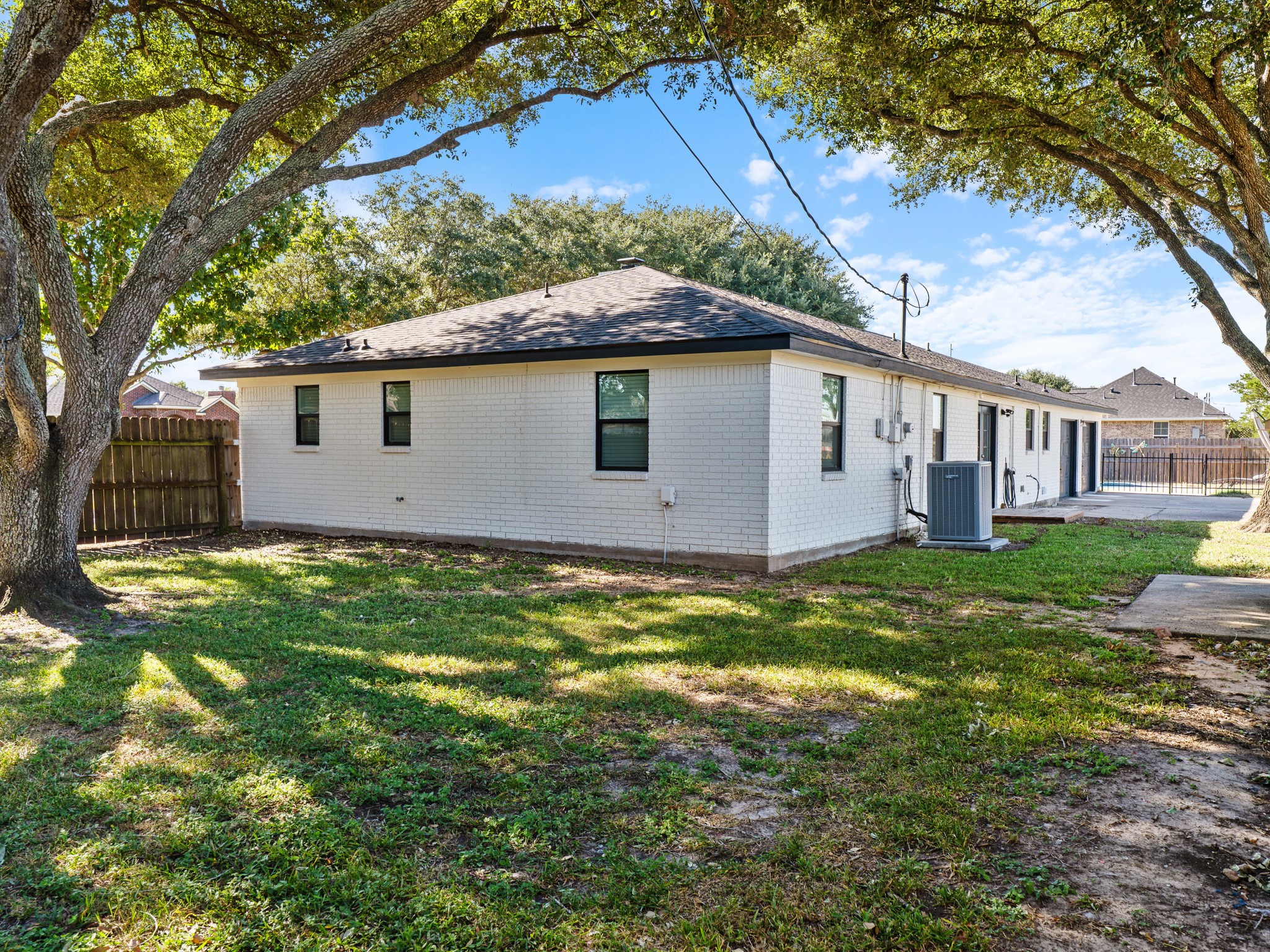 9203 Kostelnik Street, Needville, TX 77461