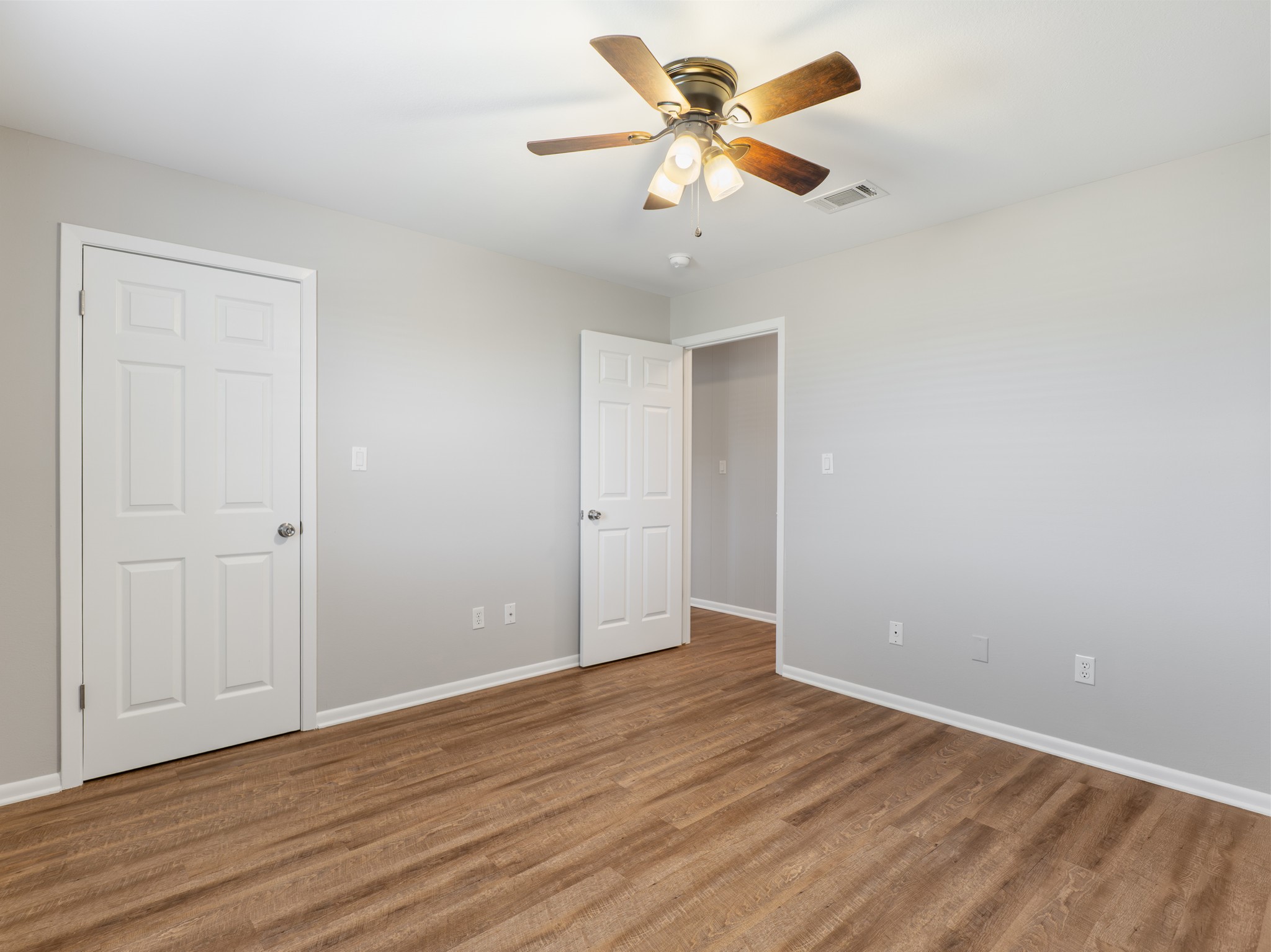 9203 Kostelnik Street, Needville, TX 77461