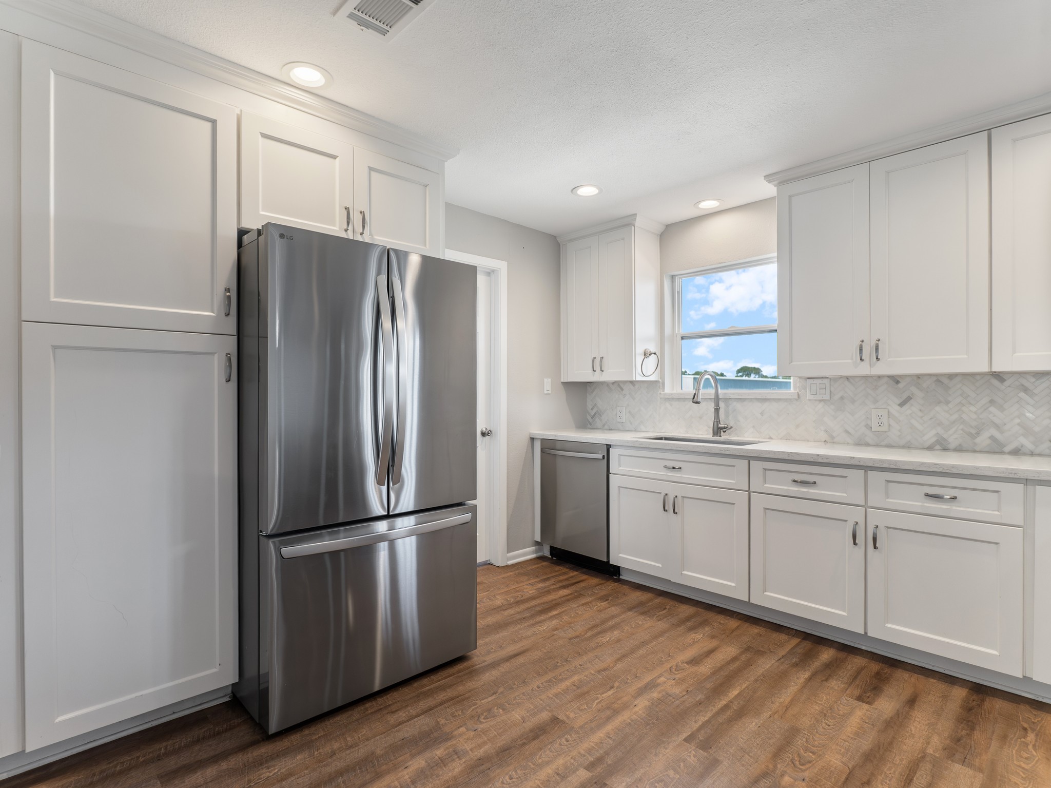 9203 Kostelnik Street, Needville, TX 77461