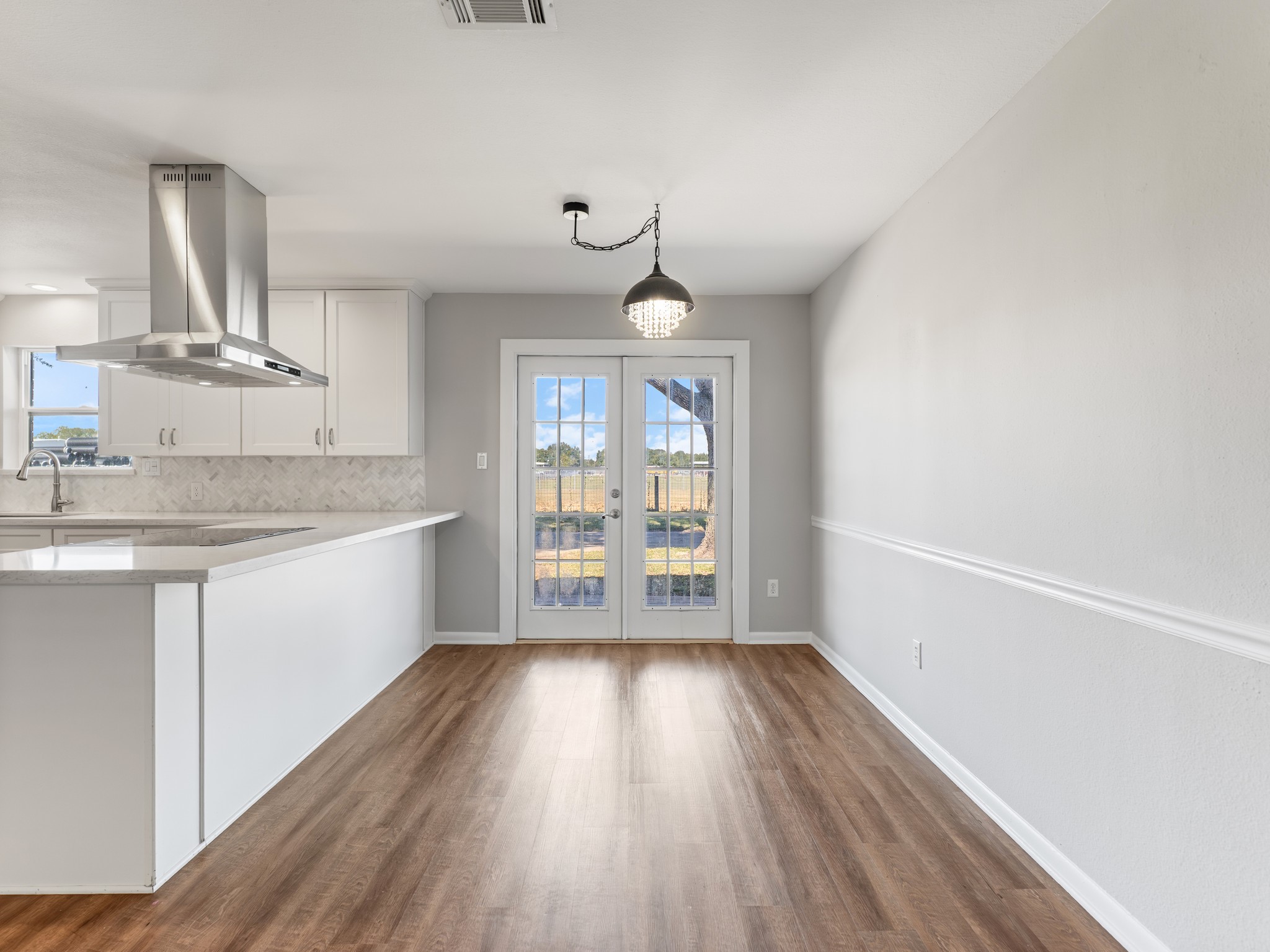9203 Kostelnik Street, Needville, TX 77461