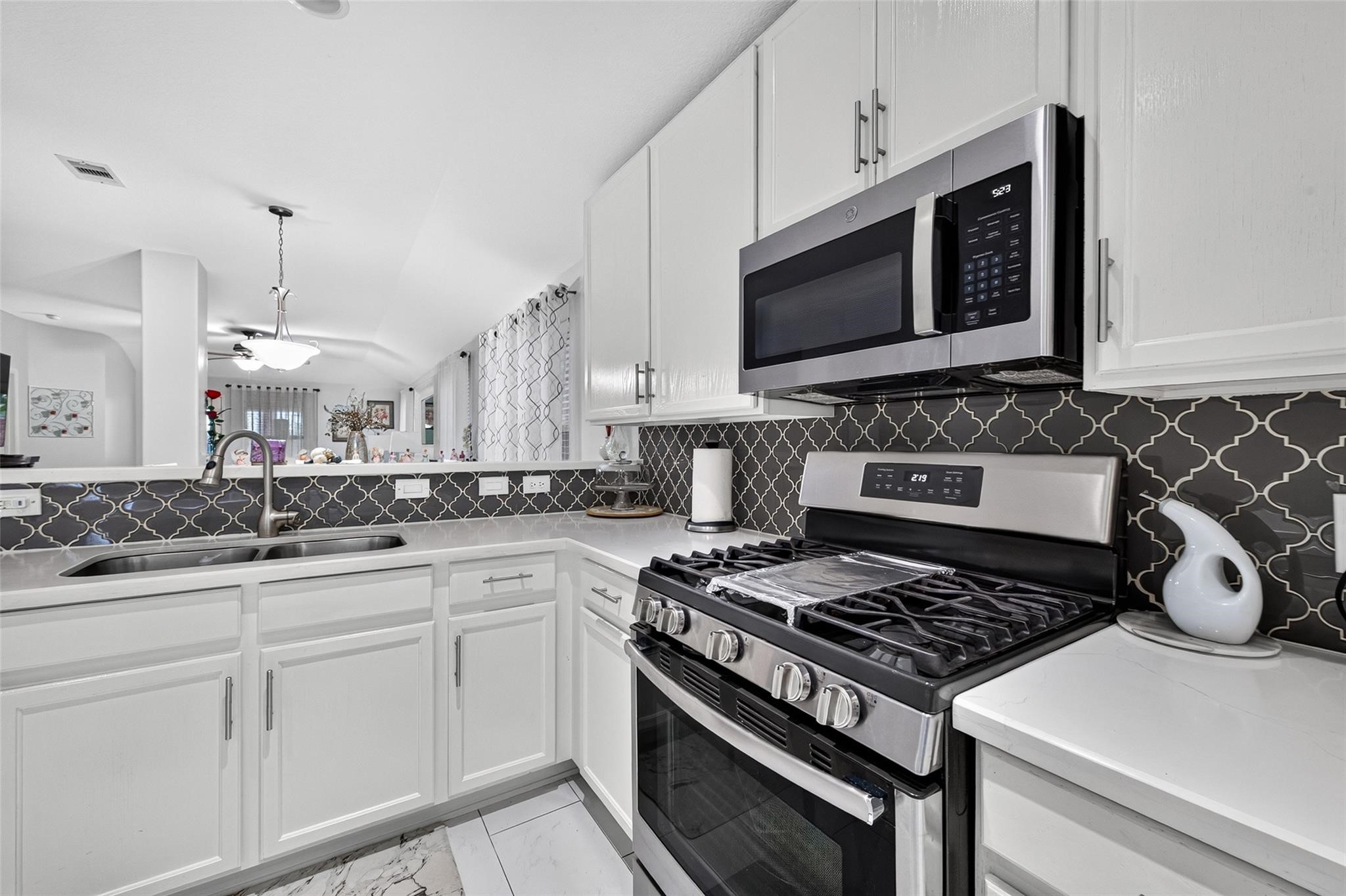 10219 Sulphur Stream Drive, Houston, TX 77095