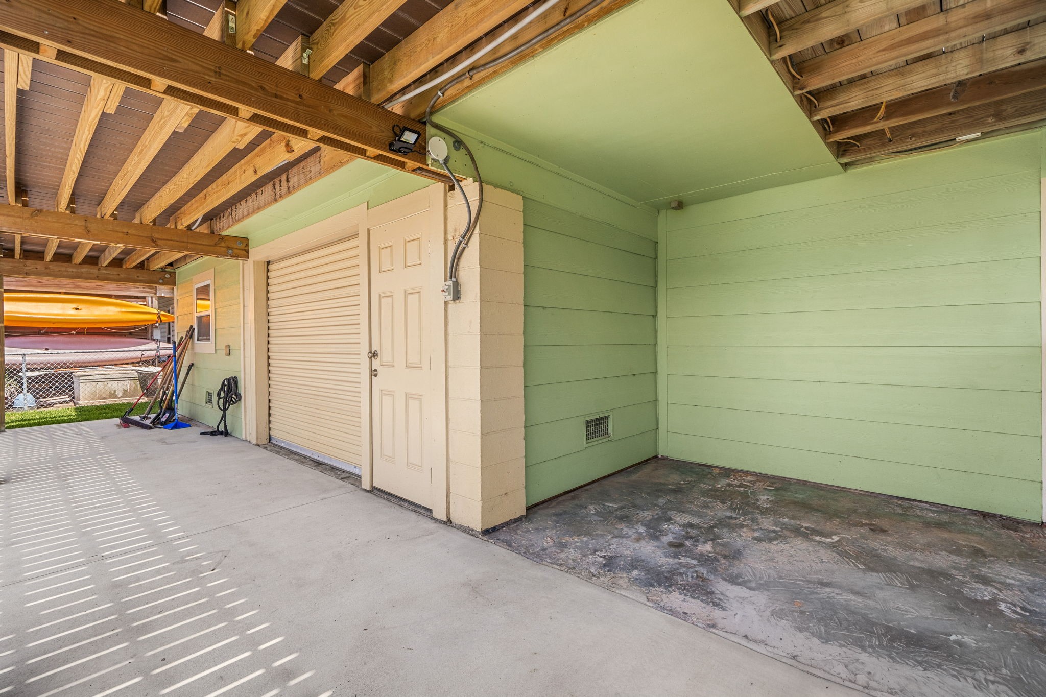 1264 Blue Heron Street, Hitchcock, TX 77563