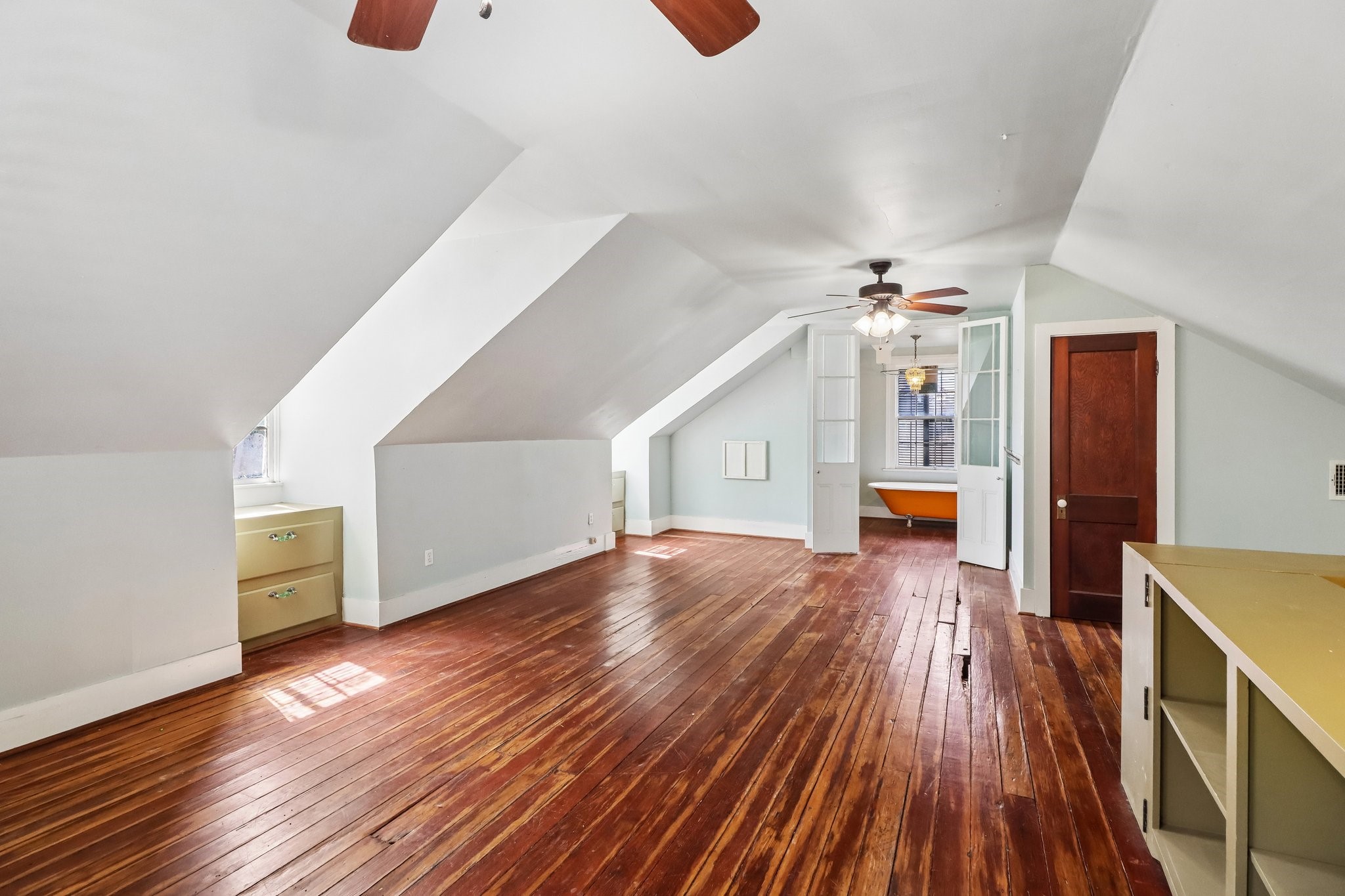 2318 Avenue M, Galveston, TX 77550