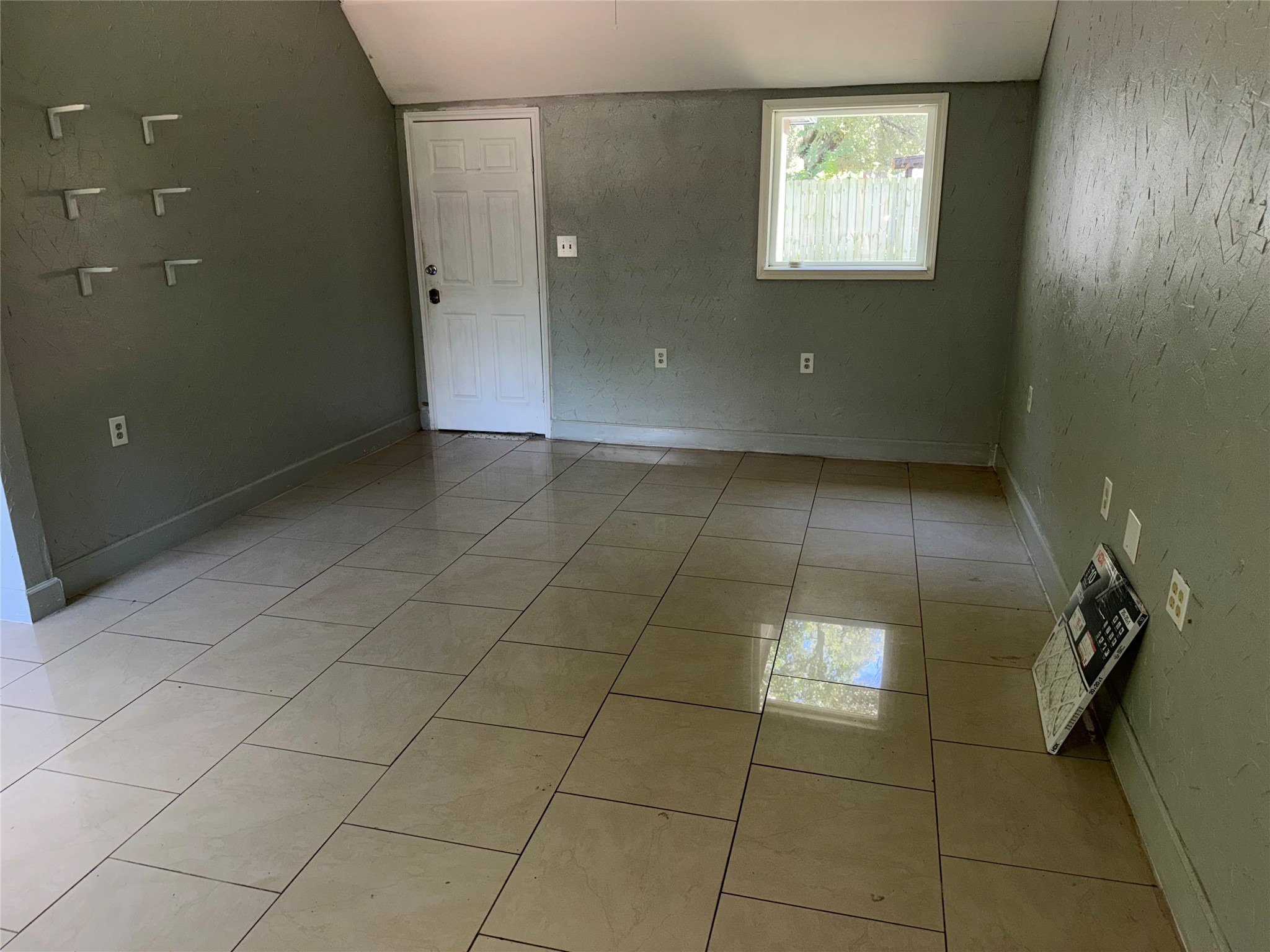 738 Beachcomber Lane, Houston, TX 77062