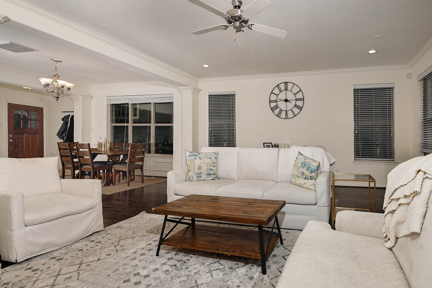 1046 W 26th Street, Houston, TX 77008