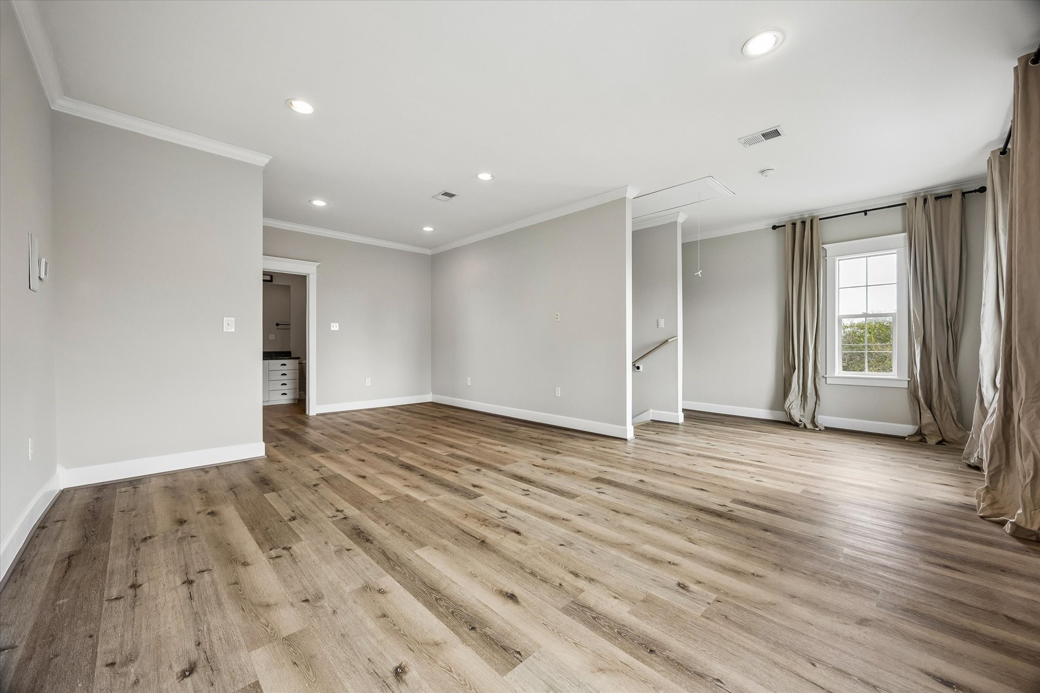 325 E 24th Street, #2, Houston, TX 77008
