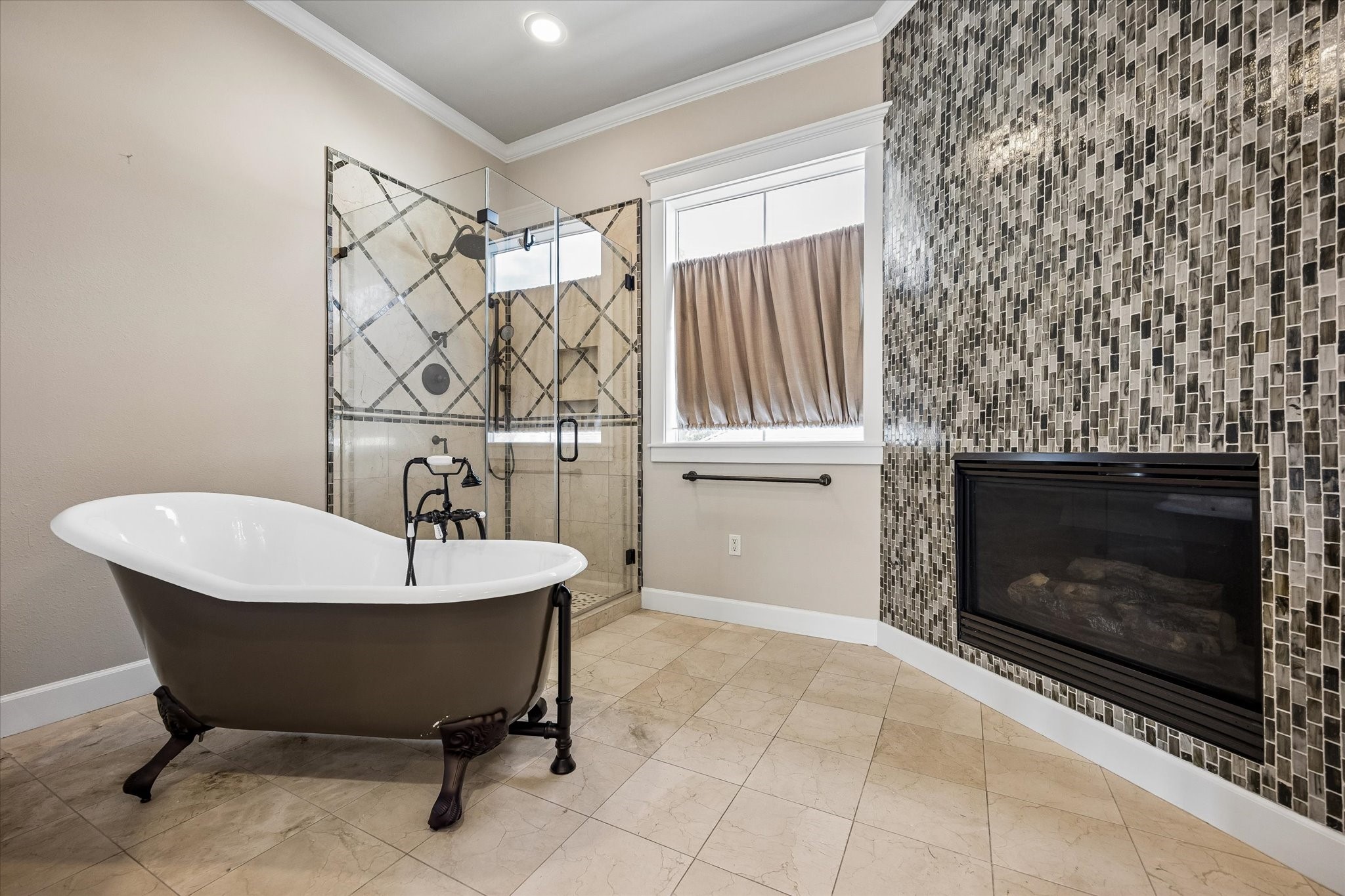 325 E 24th Street, #2, Houston, TX 77008