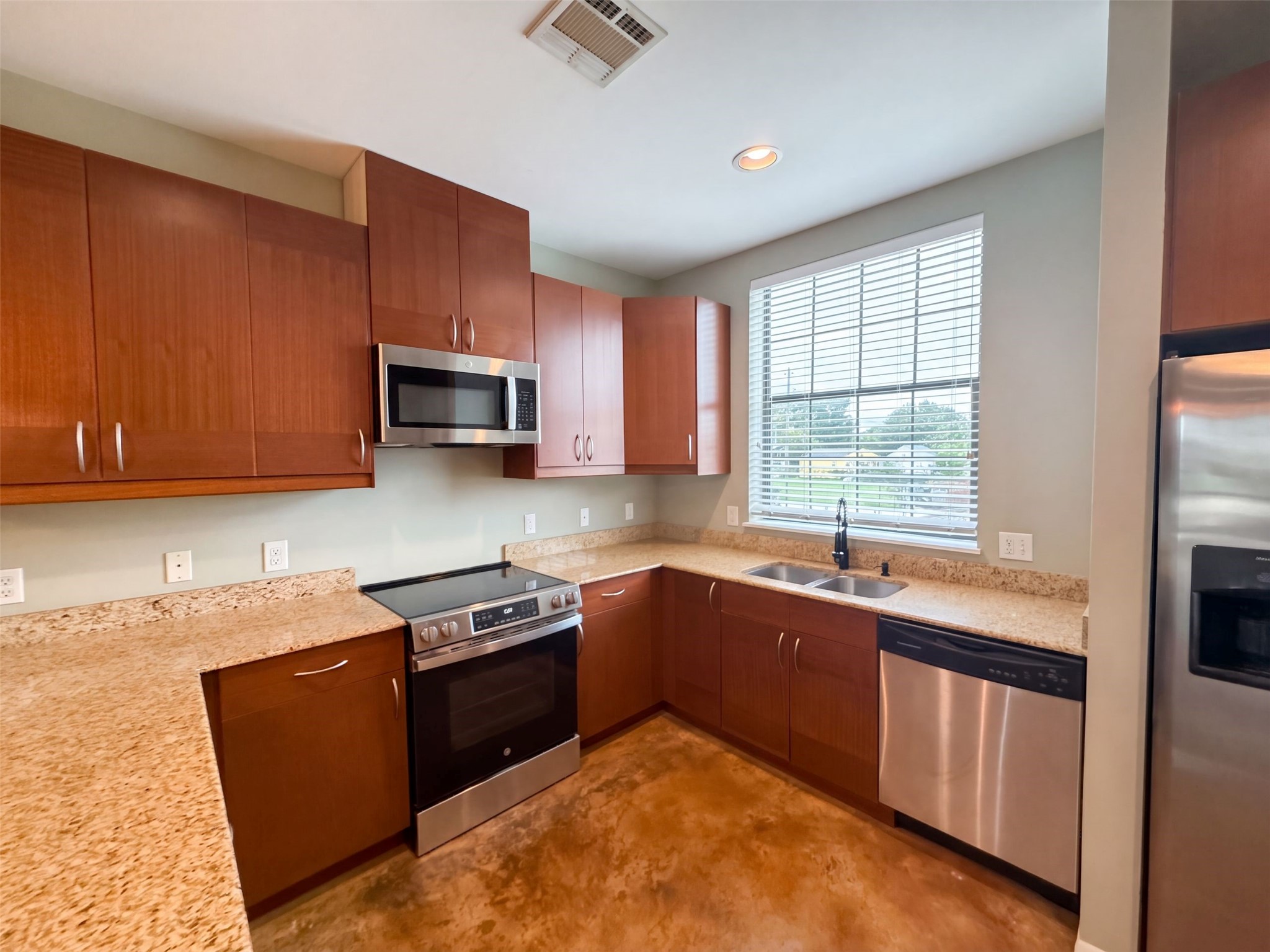 310 S Jensen Drive, #2, Houston, TX 77003