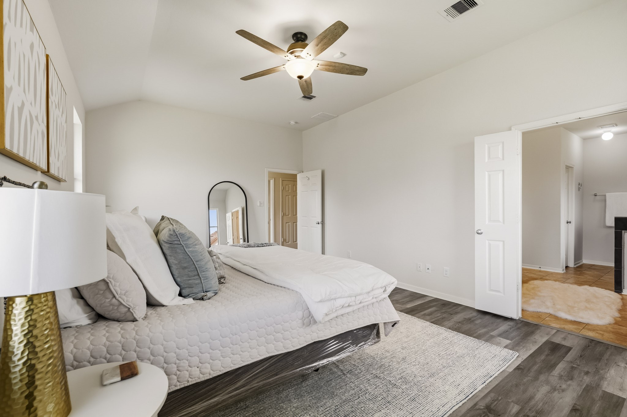 125 Avery Springs Lane, Dickinson, TX 77539