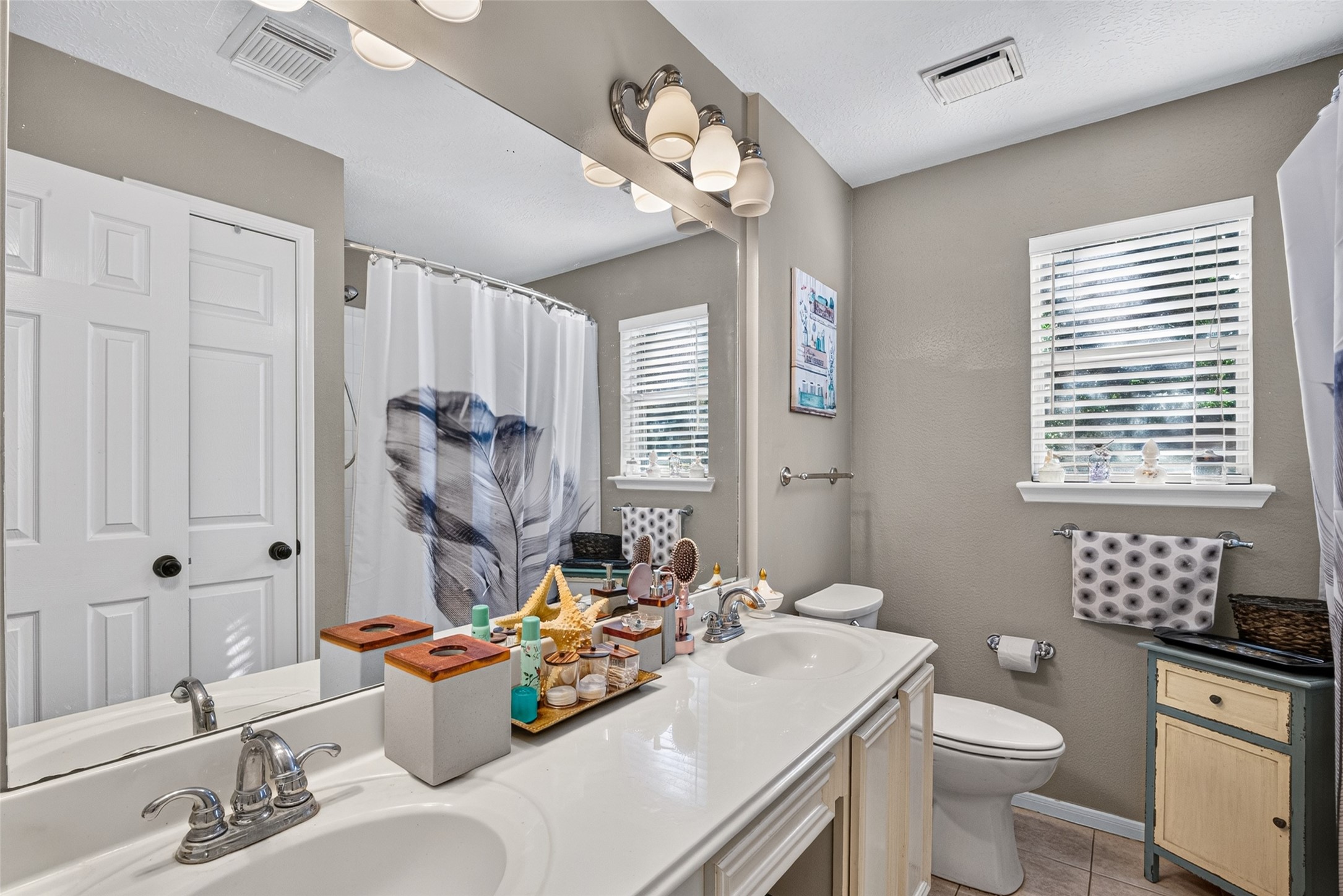 1245 Fawn Valley Drive, League City, TX 77573