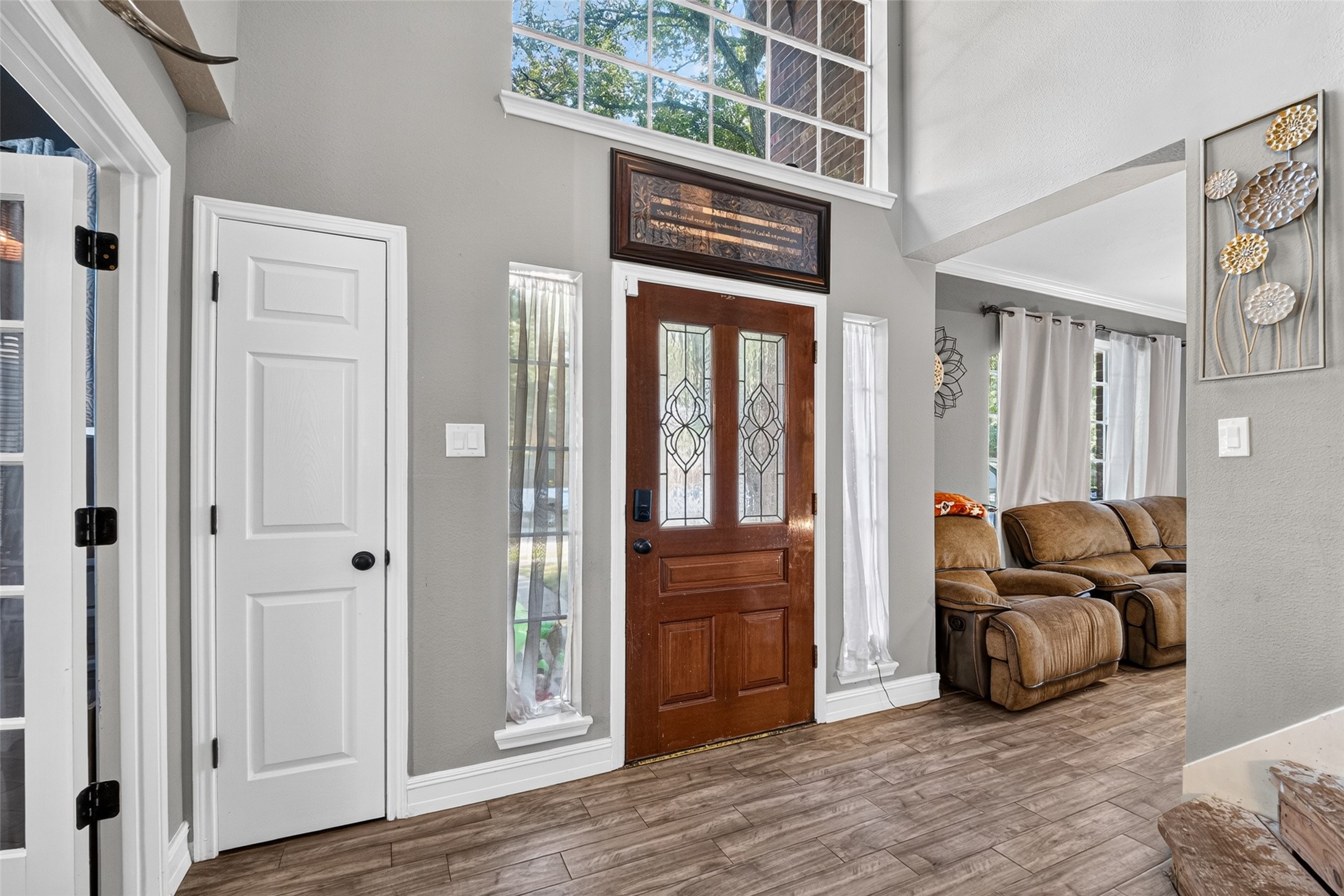 1245 Fawn Valley Drive, League City, TX 77573