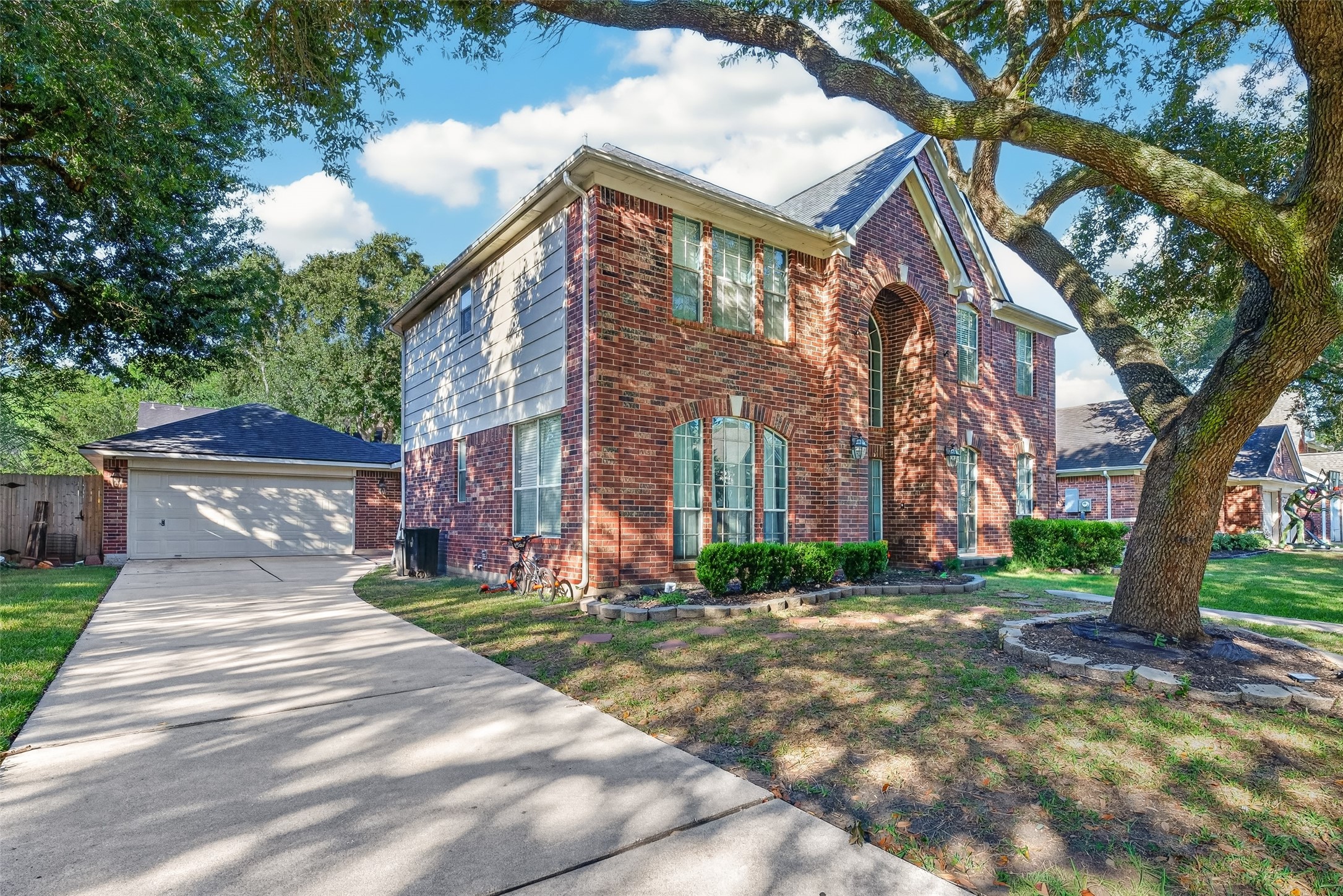 1245 Fawn Valley Drive, League City, TX 77573