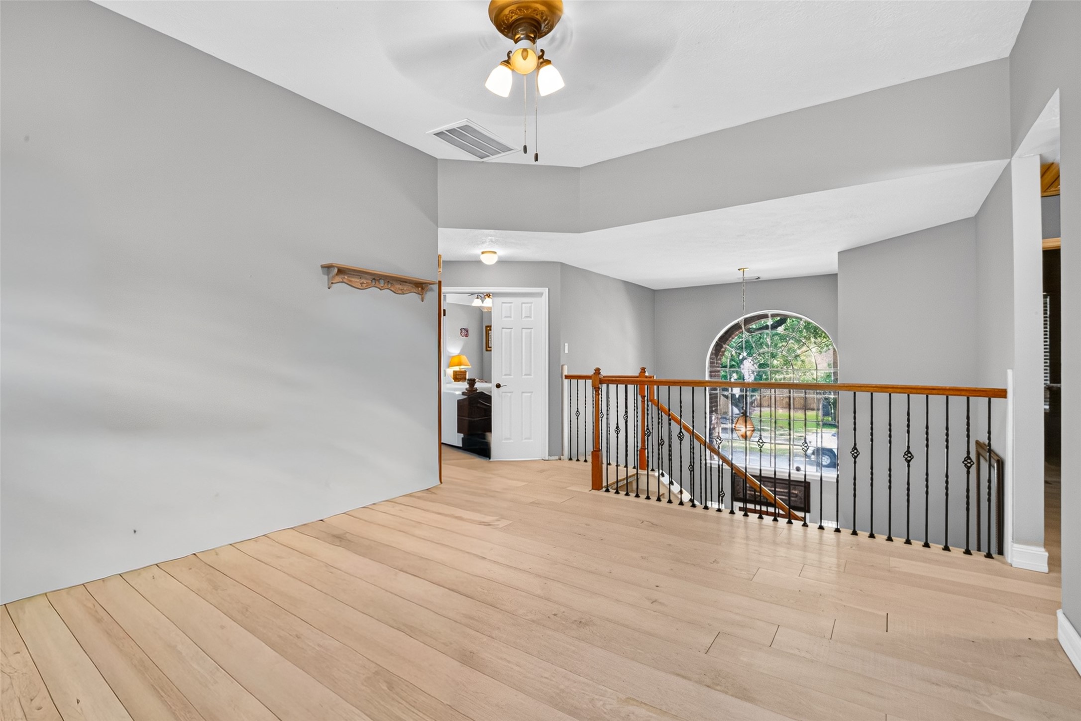 1245 Fawn Valley Drive, League City, TX 77573