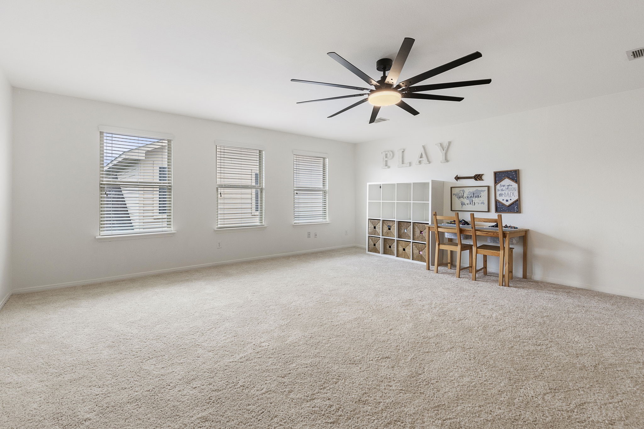 The entire upstairs has brand new carpet.