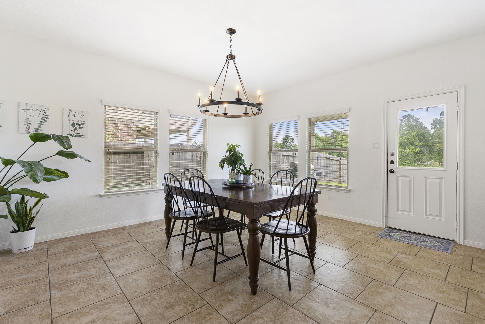 Huge dining area with more than enough space to host your biggest dinner parties.