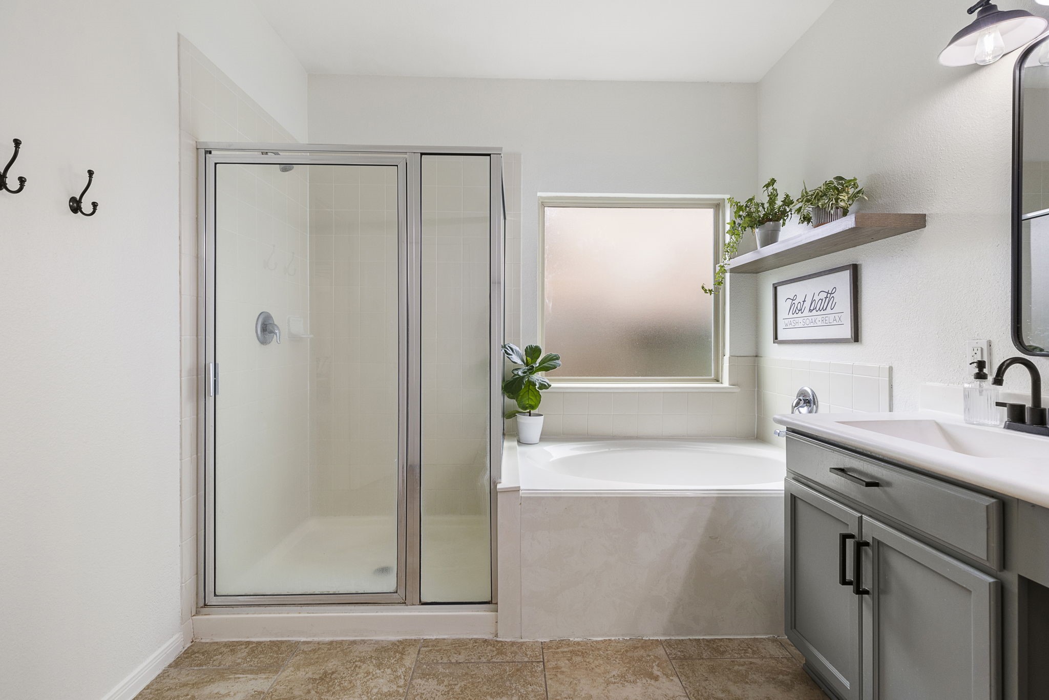 Separate shower and nice soaking tub in the primary bathroom.