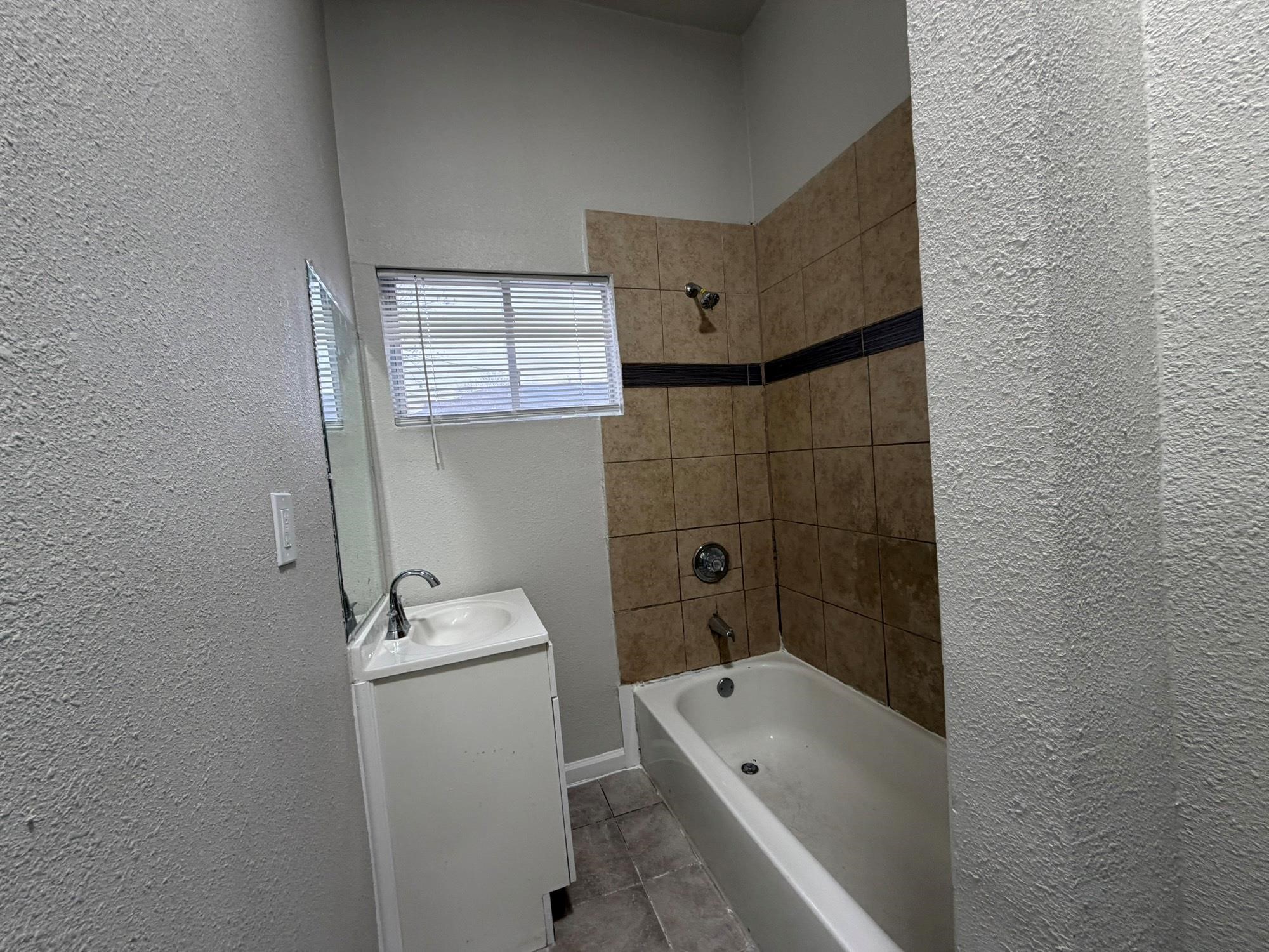 3710 Holmes Road, #A, Houston, TX 77051