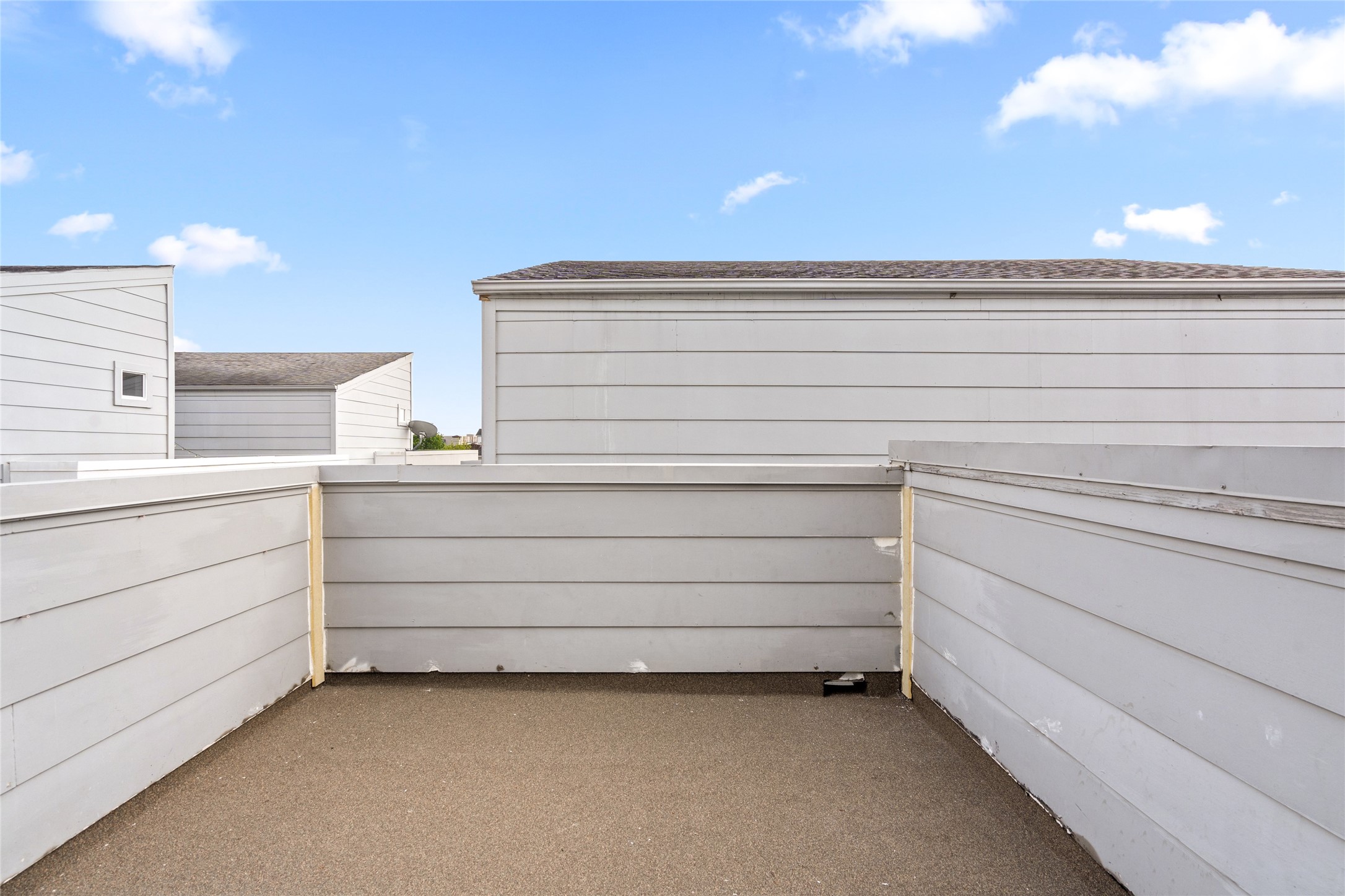 Elevate your outdoor living with this expansive rooftop terrace! Perfect for relaxing or entertaining, this private retreat offers stunning views and endless possibilities for enjoying the fresh air.