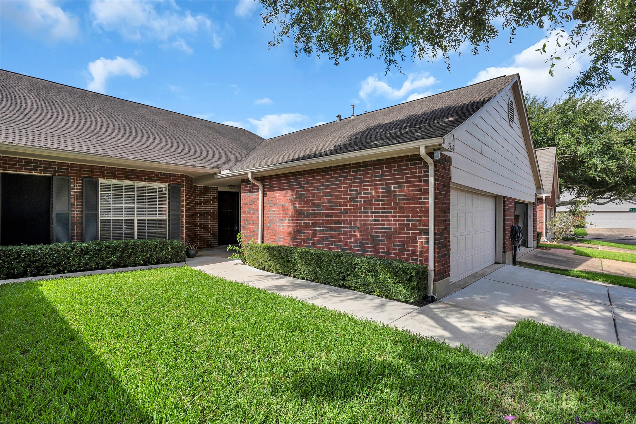 The exterior makes a great first impression, while the setting provides added privacy and everyday convenience. The exterior makes a great first impression, while the setting provides added privacy and everyday convenience.