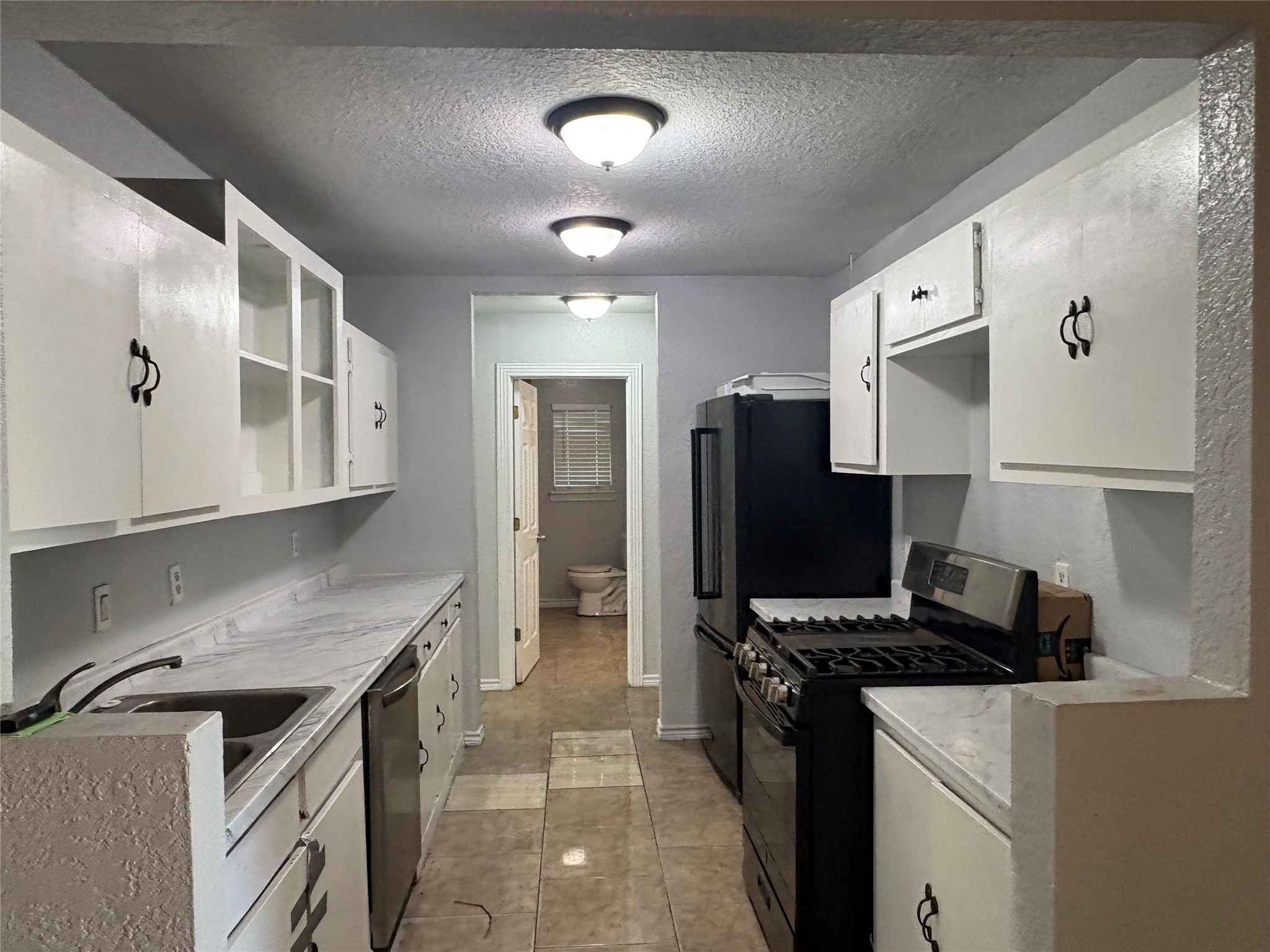 825 Magnolia Street, Lake Jackson, TX 77566 825 Magnolia Street, Lake Jackson, TX 77566