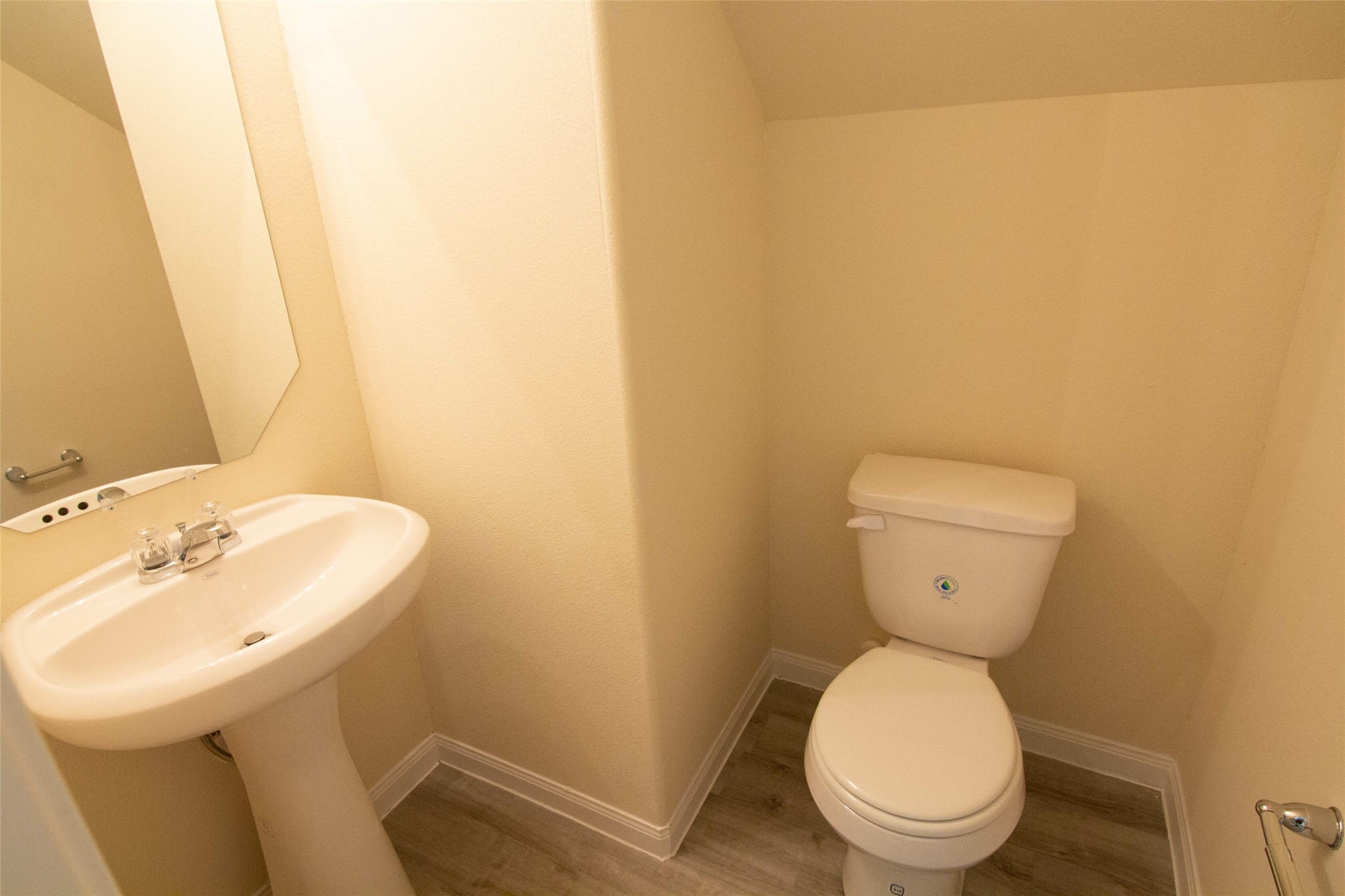 Photos may be representative of the floor plan and not the exact home. Finishes, layout, and features of the actual property for lease may vary.