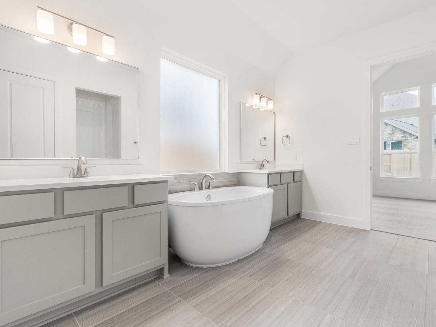 Woodhavyn_Indio Mission_16_Master Bath_01