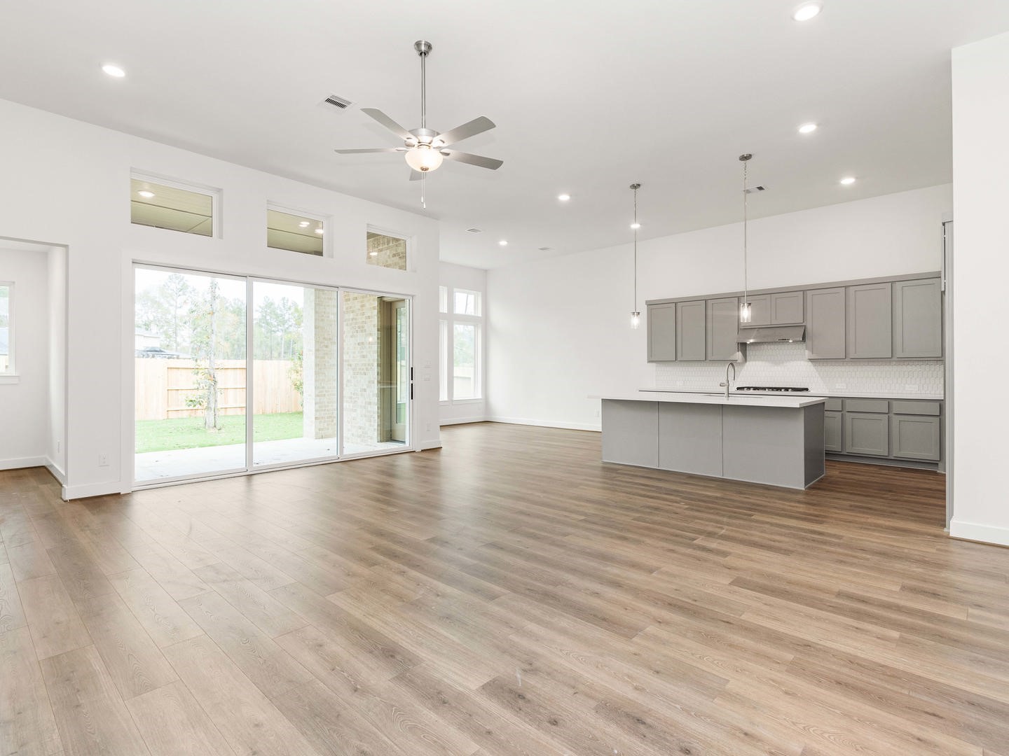 Woodhavyn_Indio Mission_16_Living Room_01