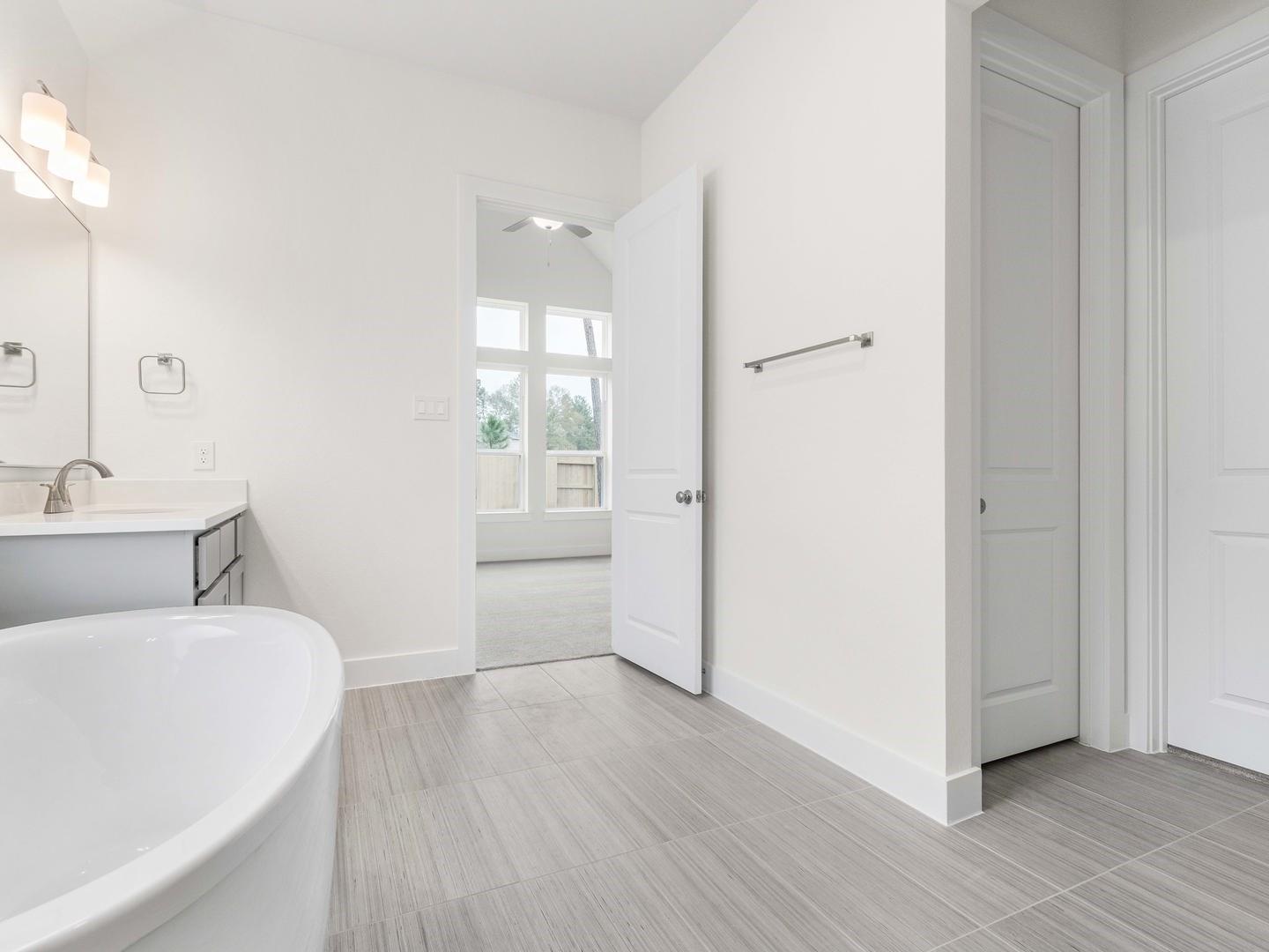 Woodhavyn_Indio Mission_16_Master Bath_03