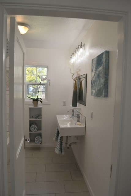 Secondary Bath