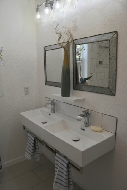 Secondary Bath