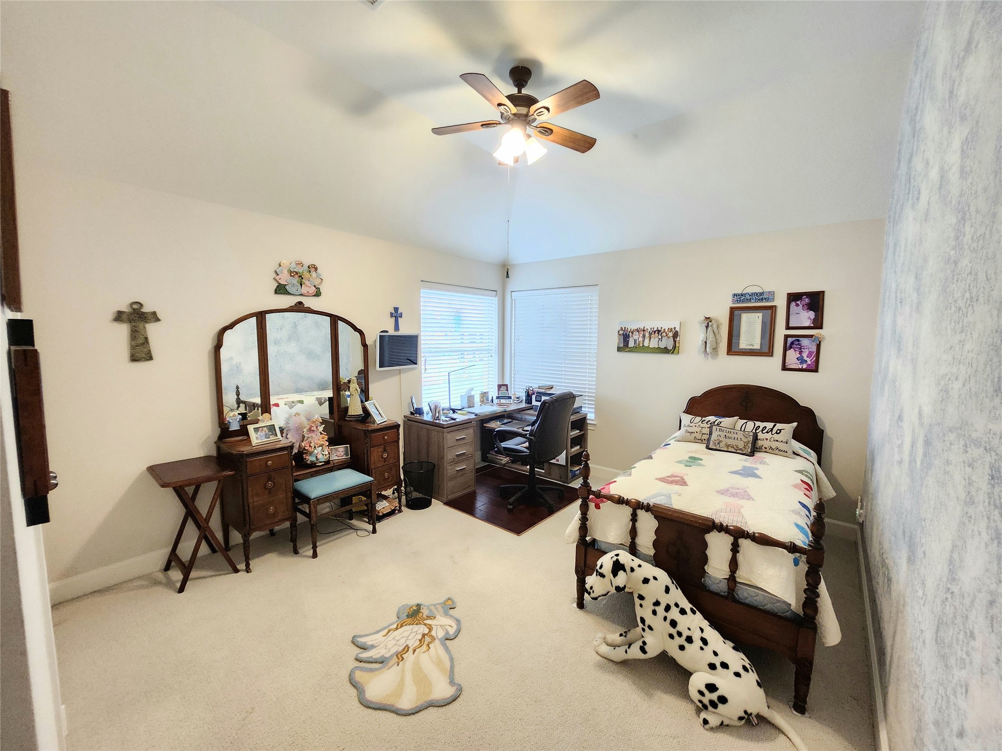 Secondary bedroom upstairs