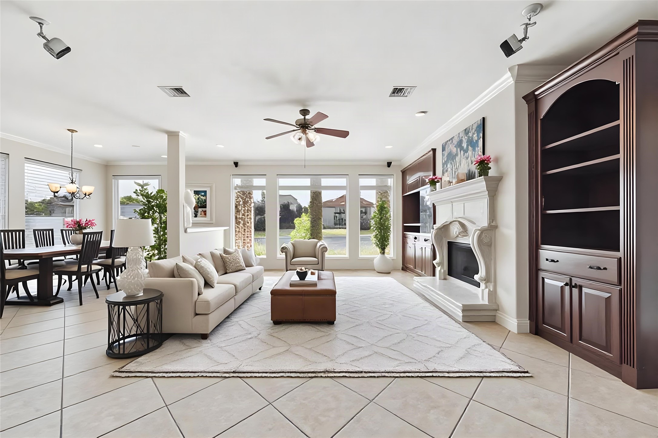 What the family and breakfast rooms *COULD* be.  AI furnished